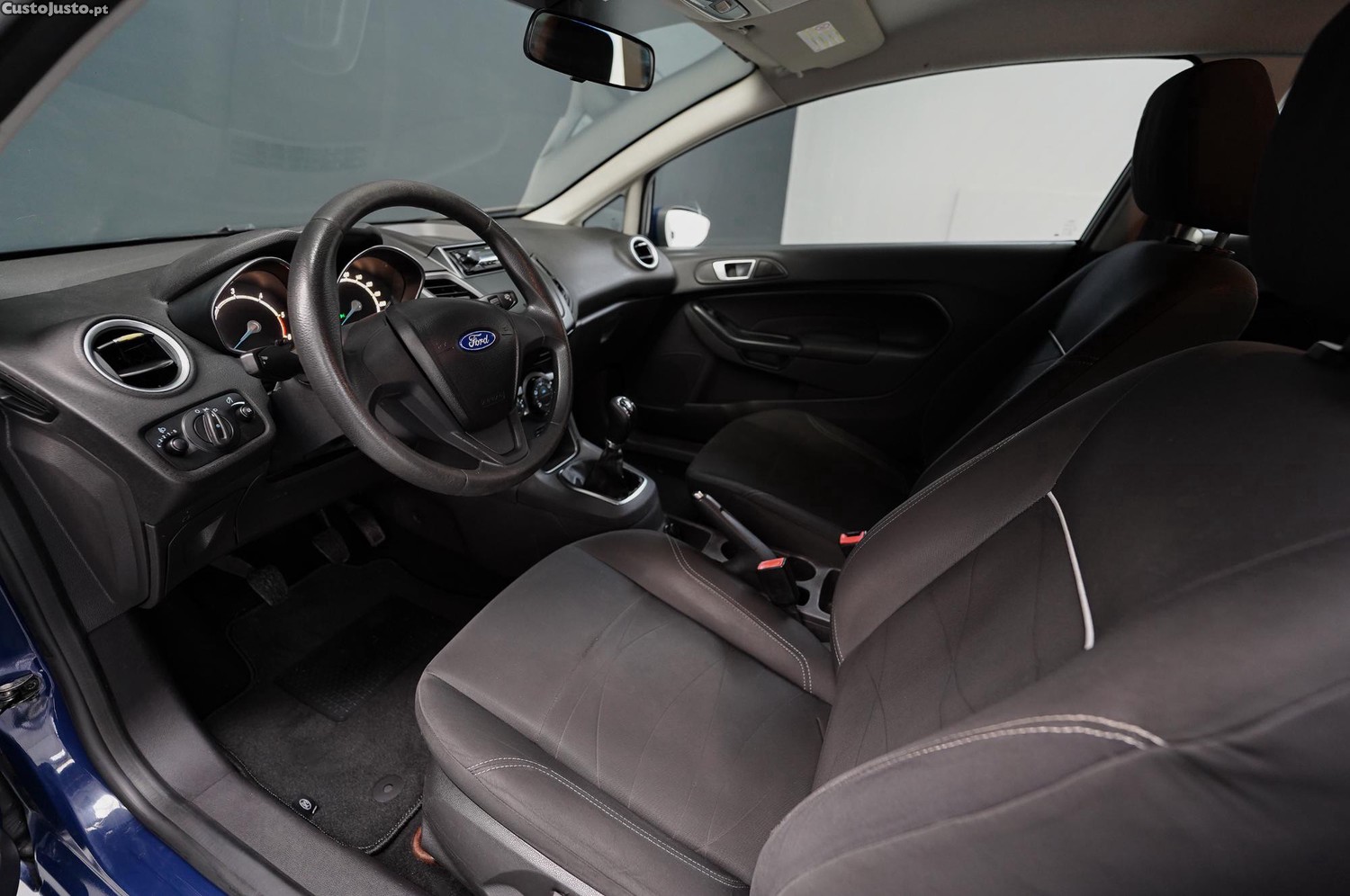 Ford Fiesta Trend 1.5 TDCI — fotografia 8