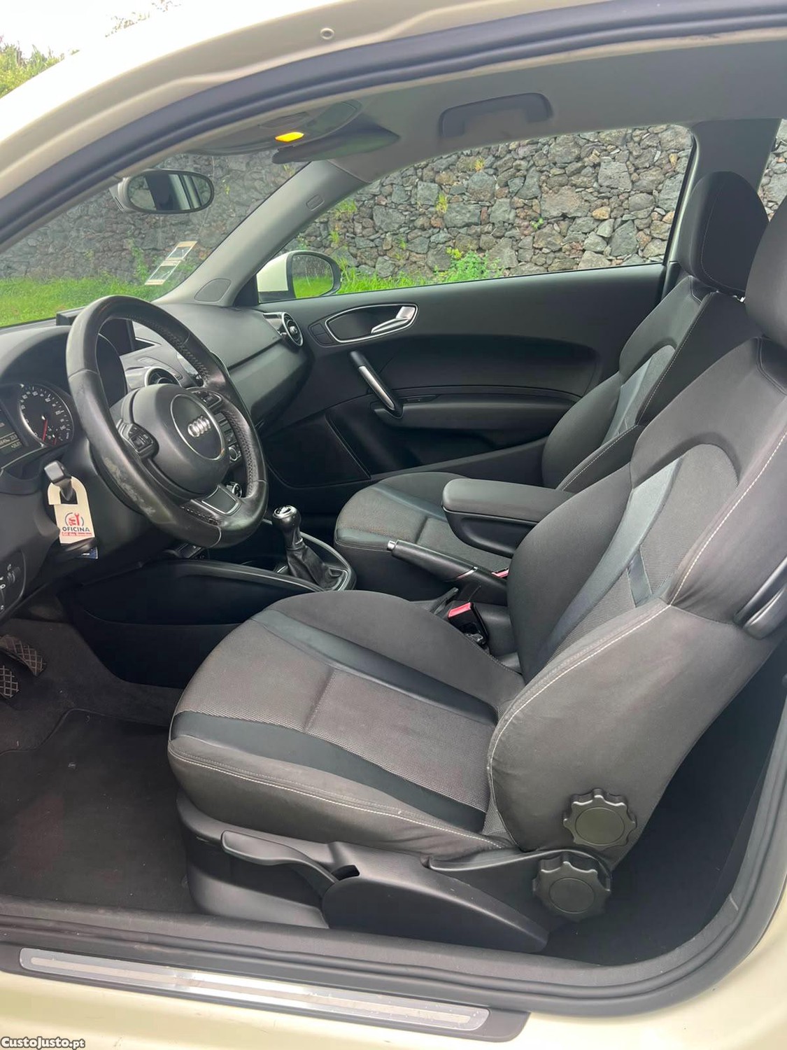 Audi A1 1.2 Com 106.000KM — fotografia 3
