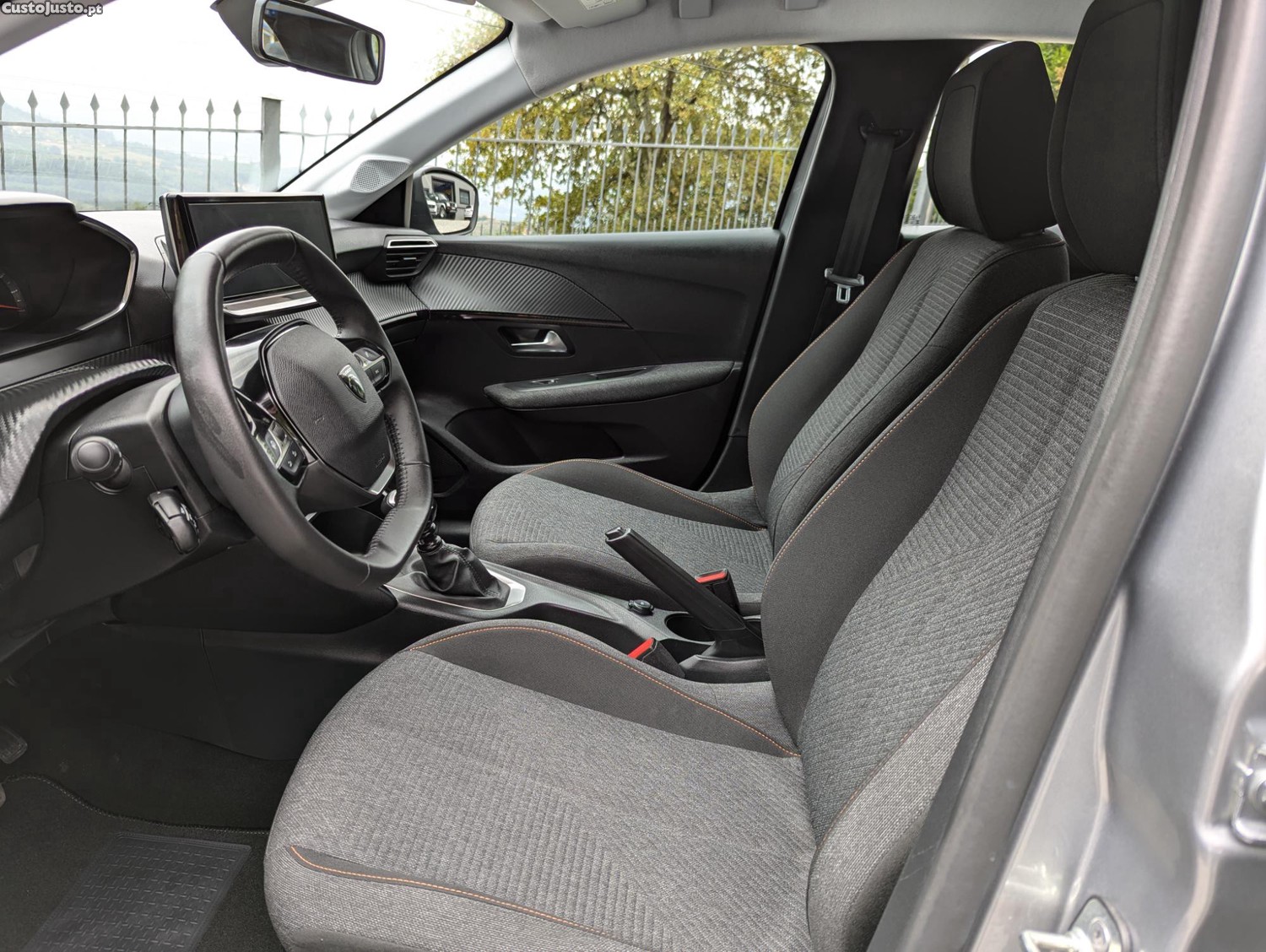 Peugeot 208 1.2 Puretech Style — photo 4