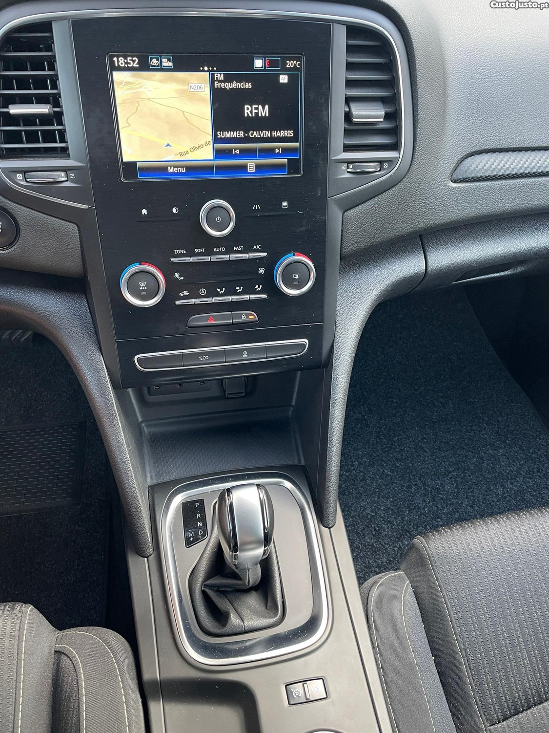 Renault Mégane 1.5 Blue dCi Limited EDC — fotografia 7