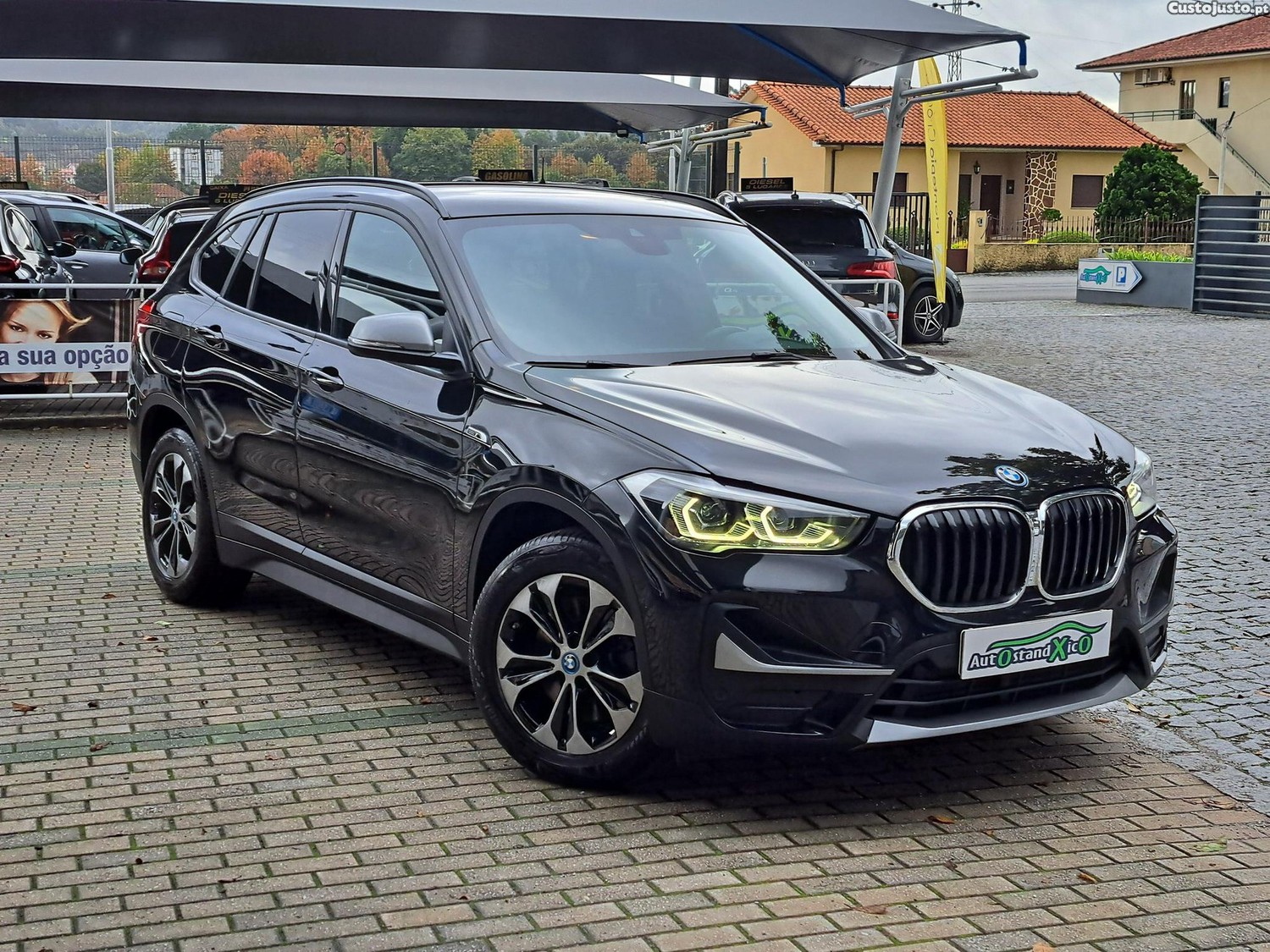 BMW X1 25 e xDrive Corporate Edition — fotografia 6