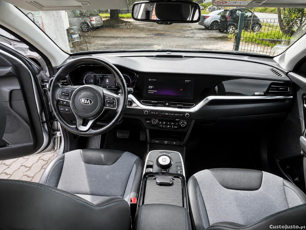 Kia e-Niro E-NIRO EV 64KWH TECH — fotografia 6