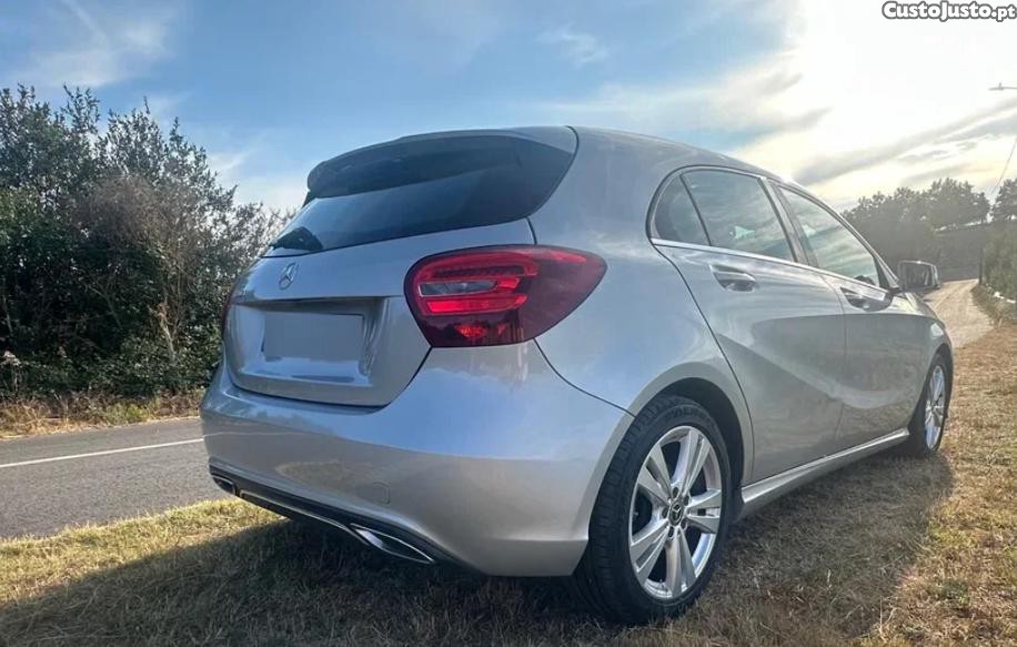 Mercedes-Benz A 180 180 D — fotografia 5