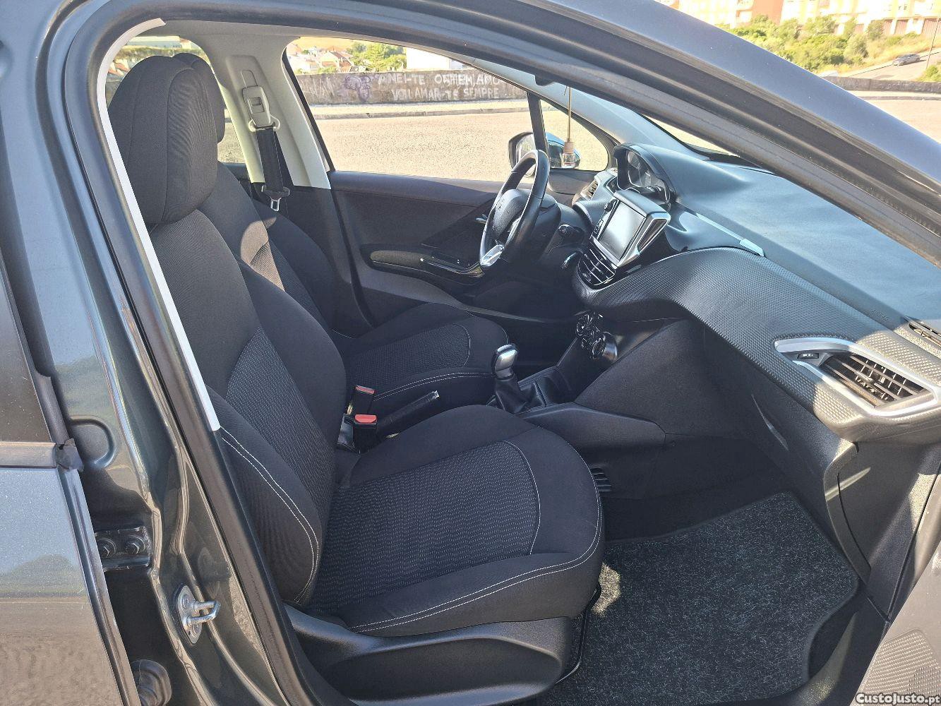 Peugeot 208 1.2 Style 2017 Estimado — fotografia 5
