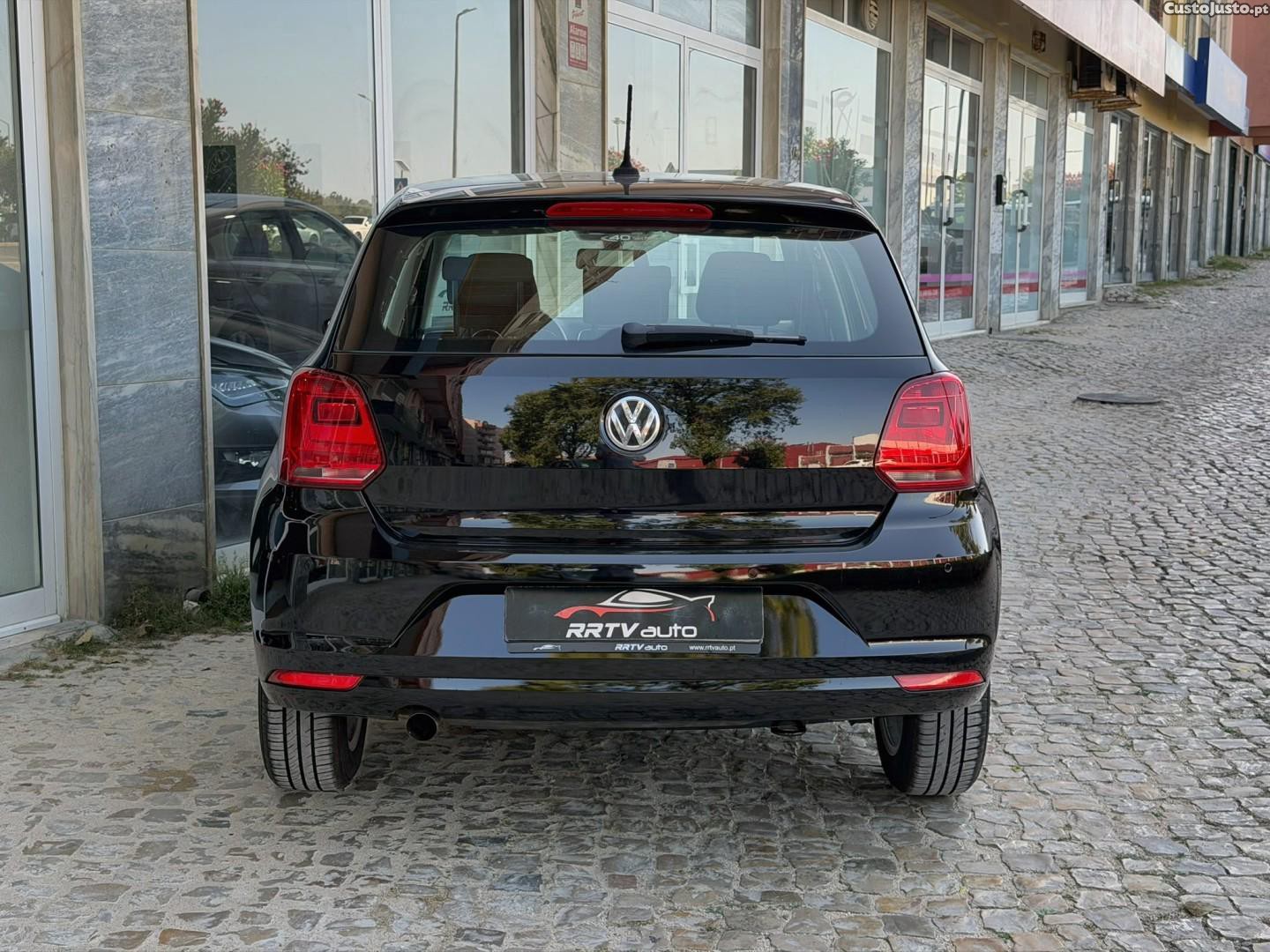 Volkswagen Polo 1.4 TDI Lounge — fotografia 10