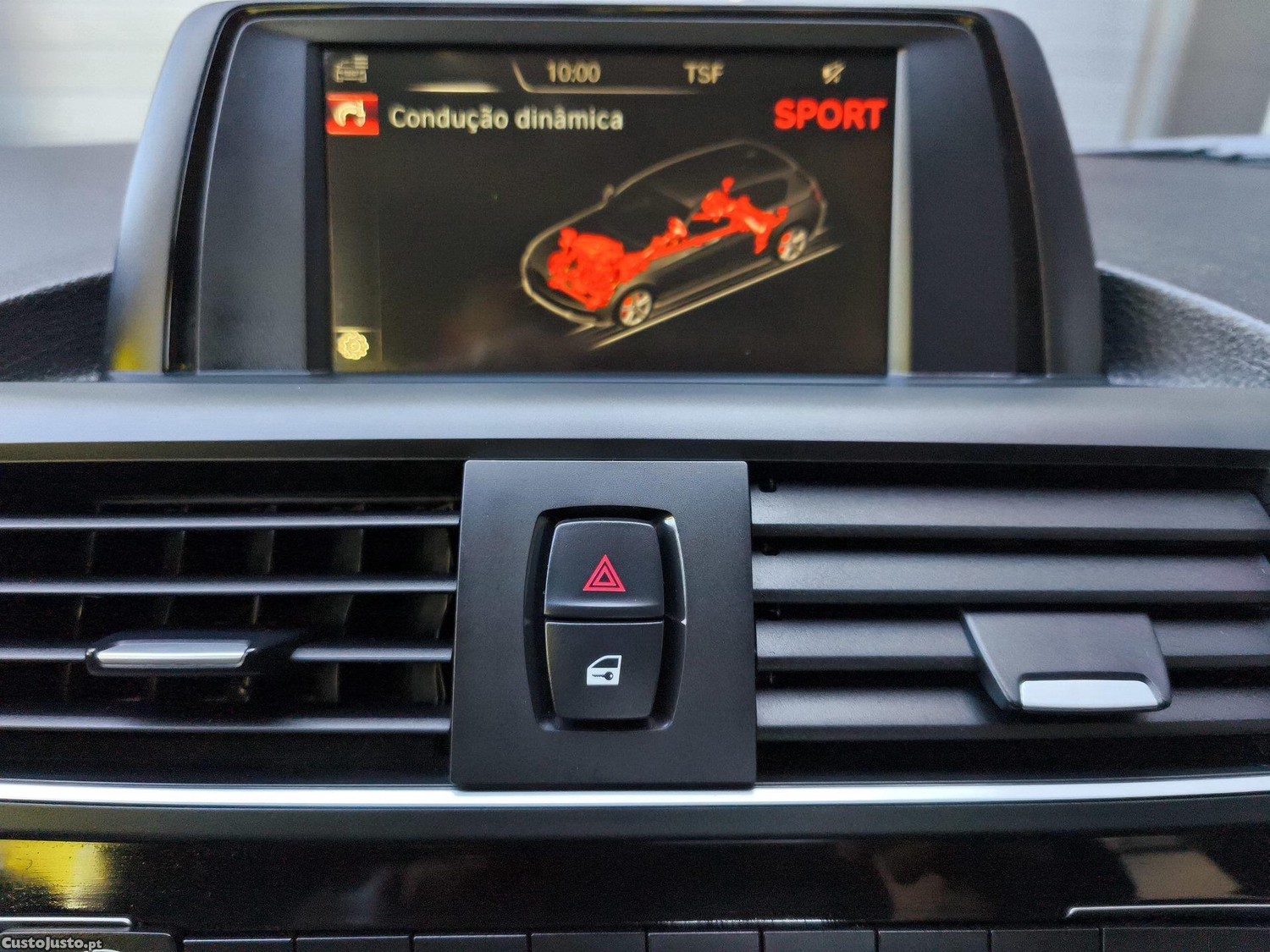 BMW 116 d Line Sport — fotografia 4