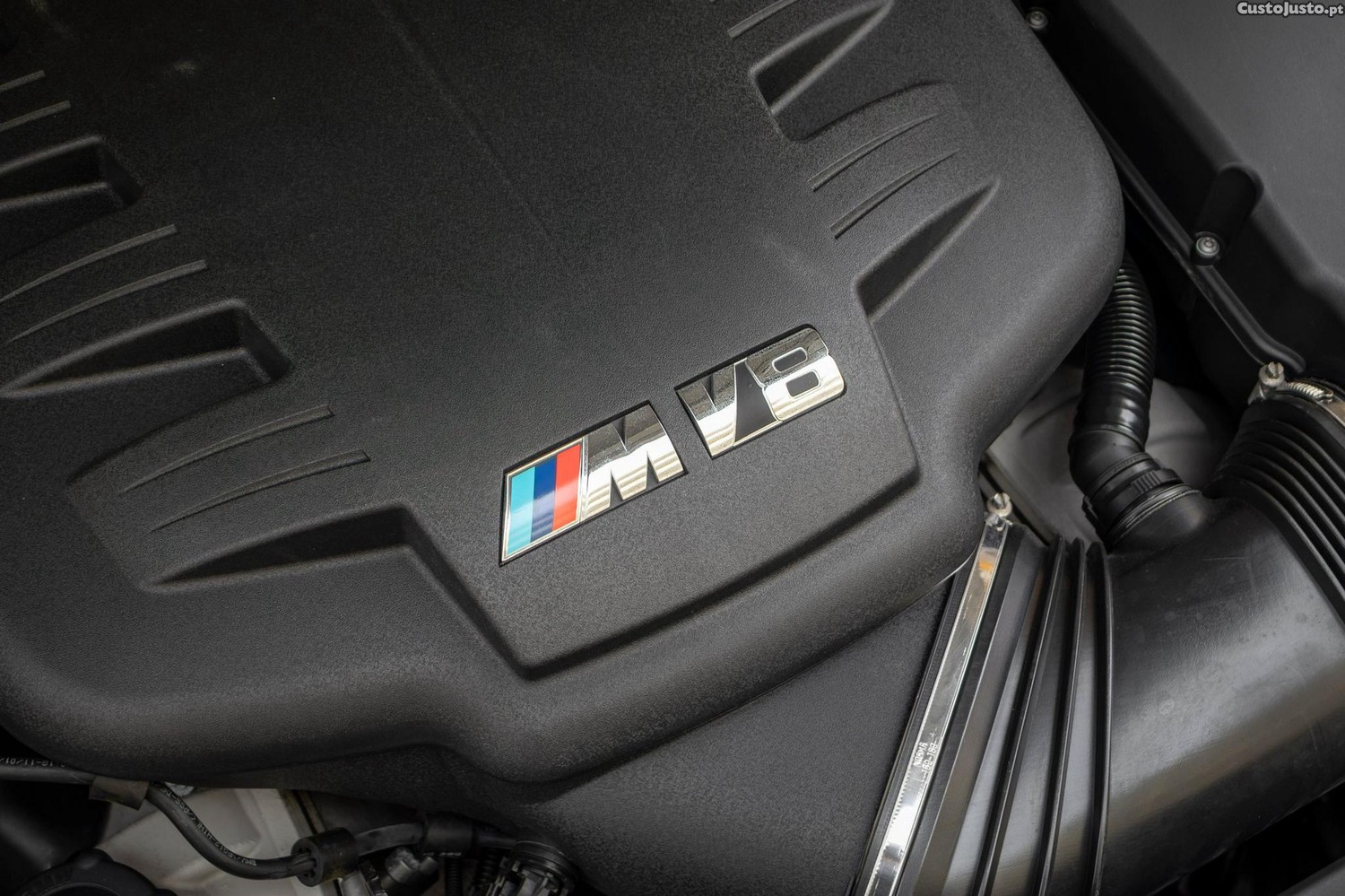 BMW M3 V8 4.0 Coupé — fotografia 25