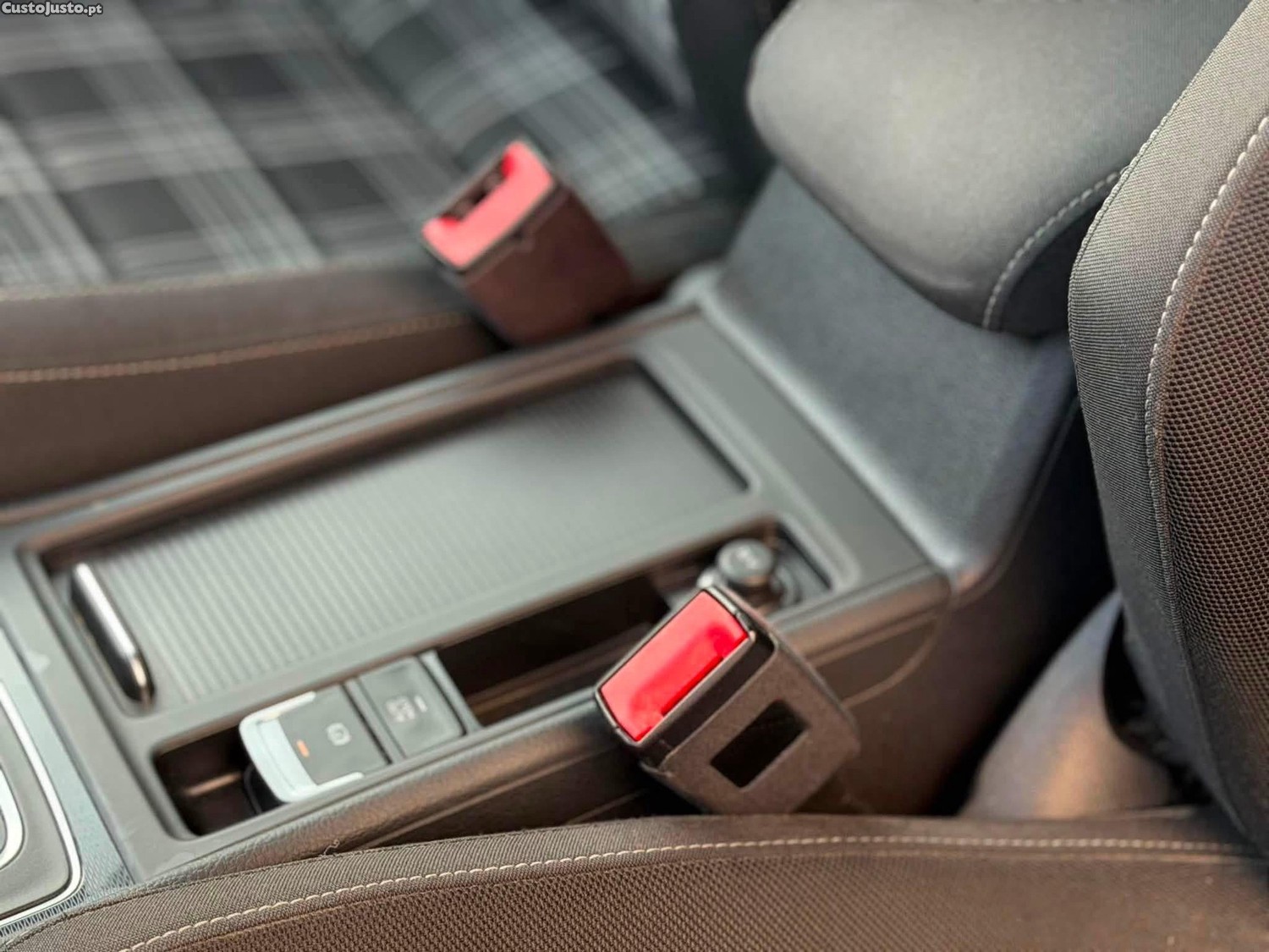 Volkswagen Golf 2.0 TDi GTD DSG — fotografia 7