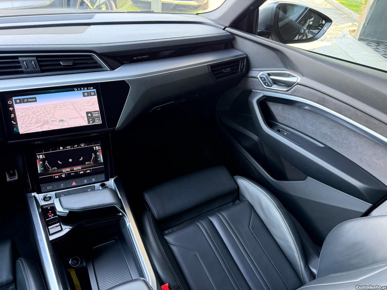 Audi Q8 e-Tron 50 quattro S line — fotografia 5