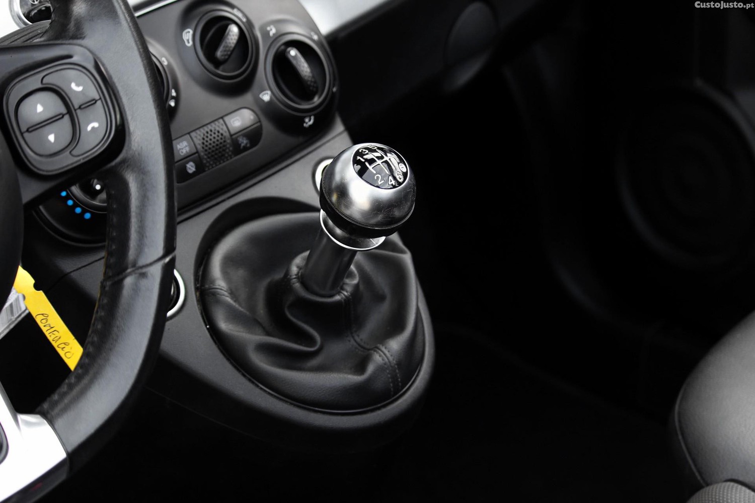 Fiat 500C 1.0 Hybrid Connect — fotografia 20