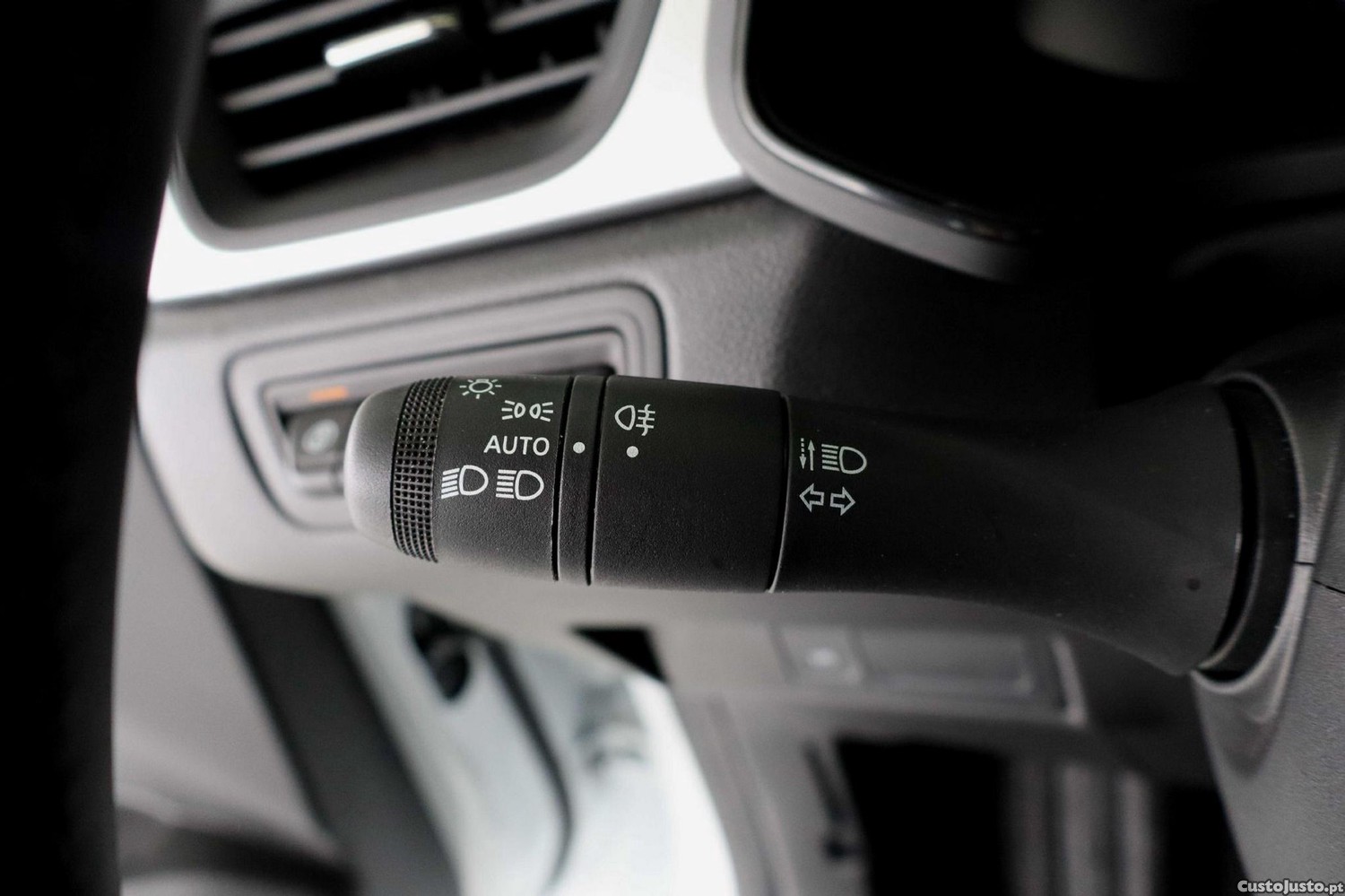 Renault Captur 1.0 TCe Evolution Bi-Fuel — fotografia 14