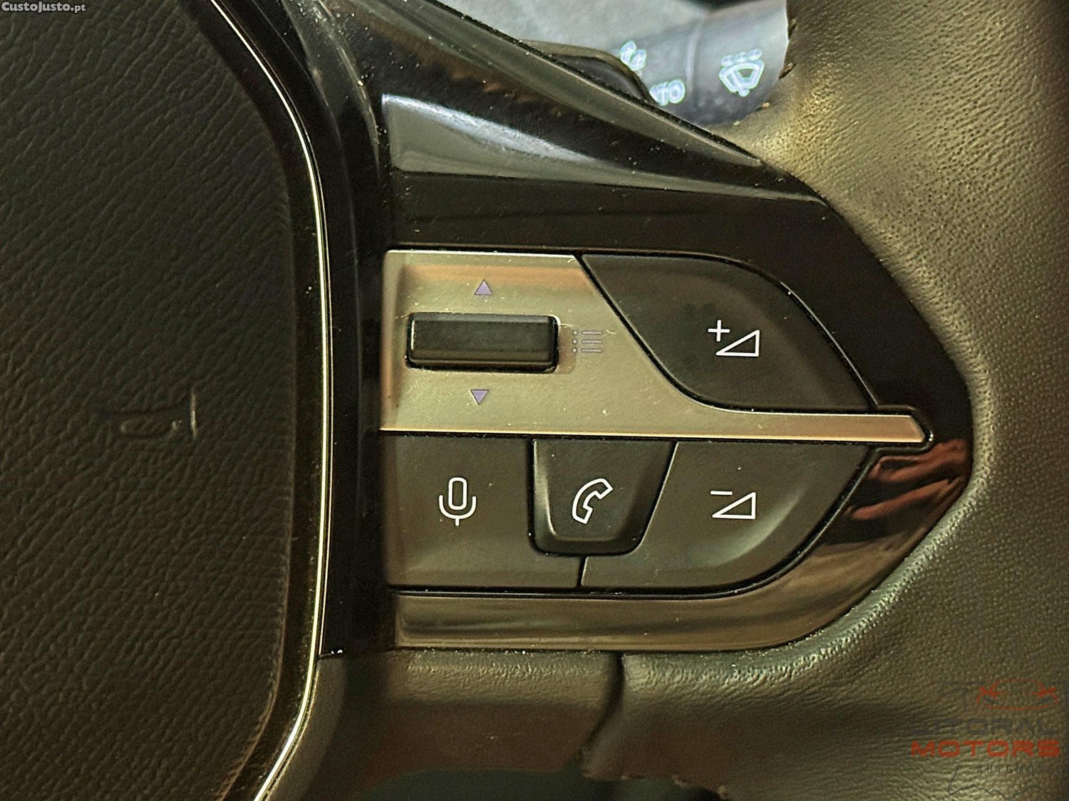 Peugeot 308 SW 1.6 Hybrid Allure e-EAT8 — fotografia 2
