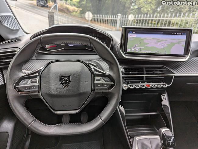 Peugeot 208 1.2 Puretech Style — photo 2