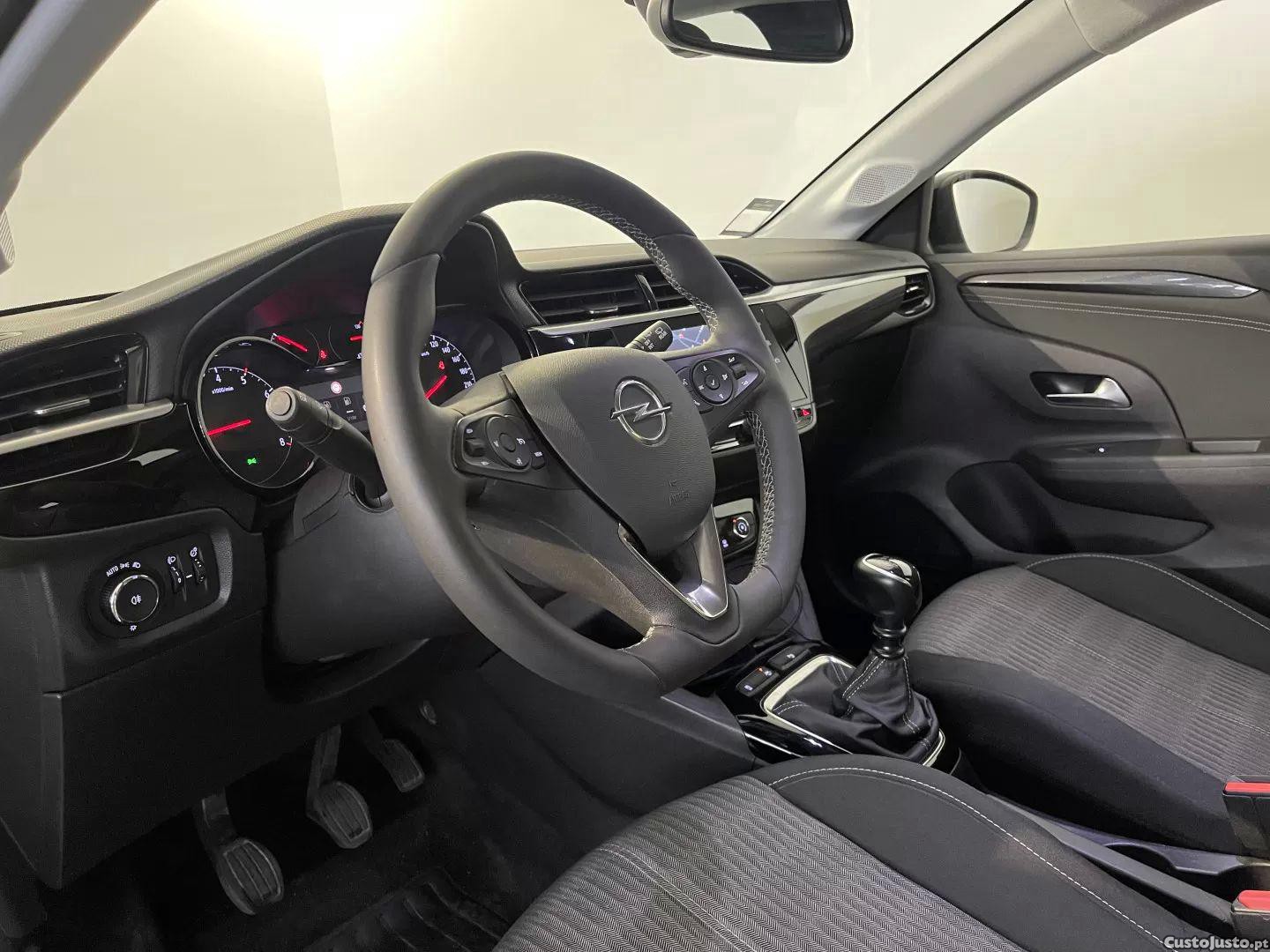 Opel Corsa 1.2 t edition — fotografia 21