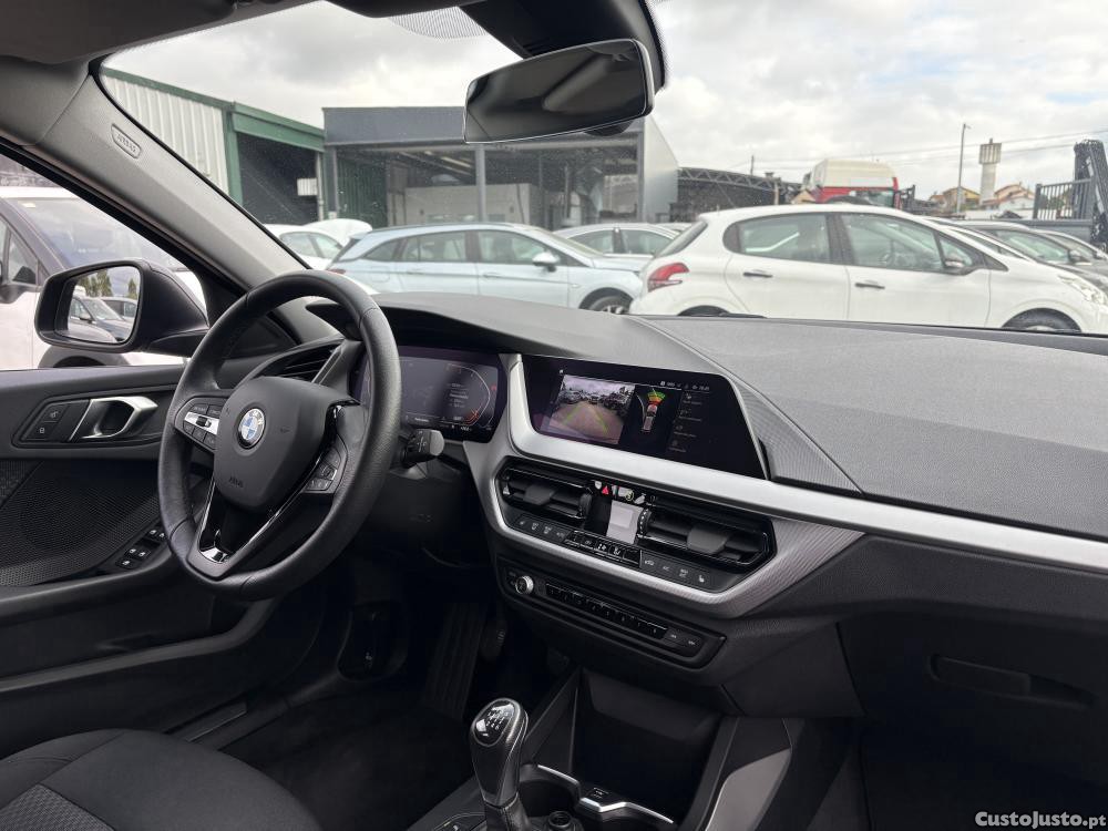 BMW 116 d Advantage — fotografia 8