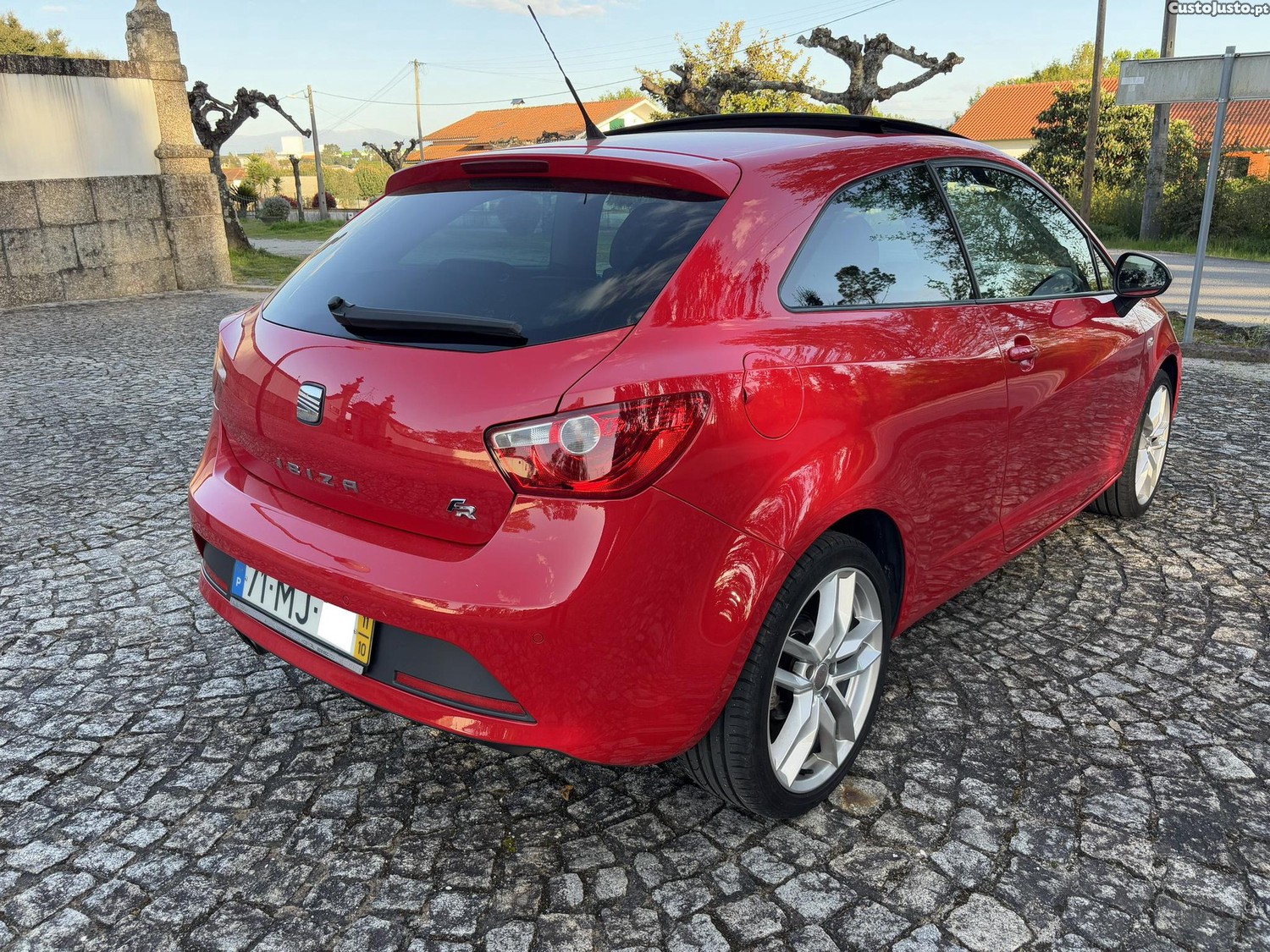 SEAT Ibiza 2.0TDI FR 143cv — fotografia 11