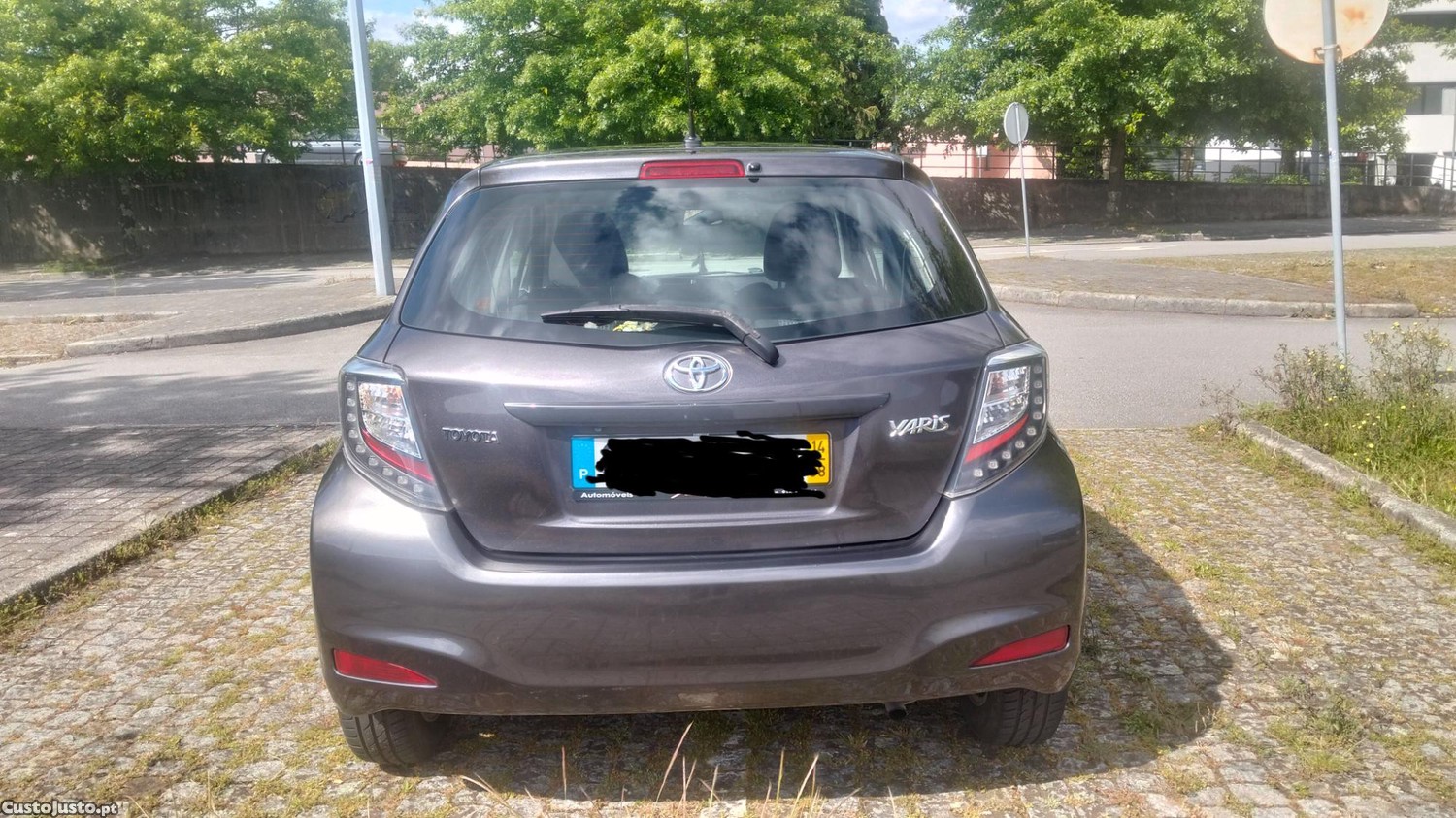 Toyota Yaris 1.0 VVT-i — fotografia 3