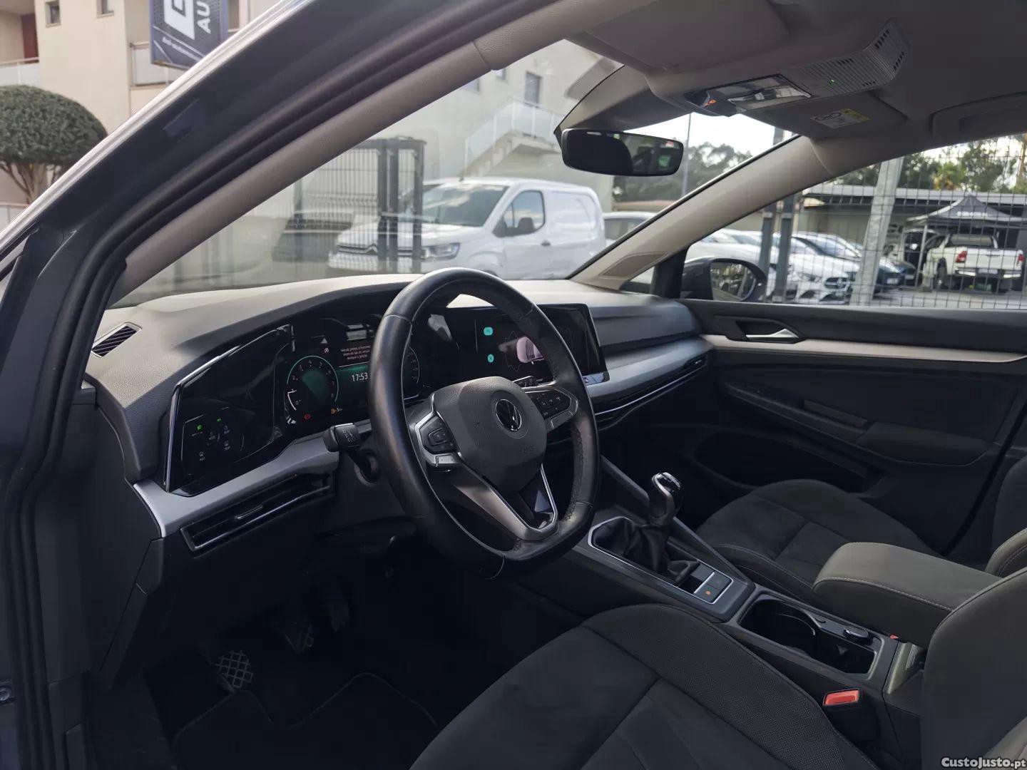 Volkswagen Golf 1.0 tsi opf life — fotografia 11