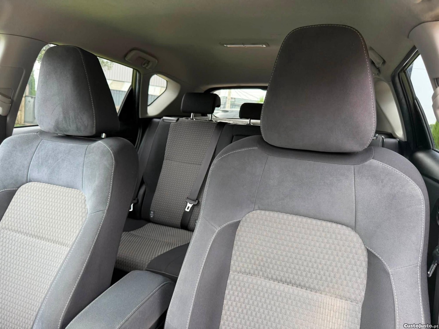 Toyota Auris 1.4 D4D SPORT — fotografia 4