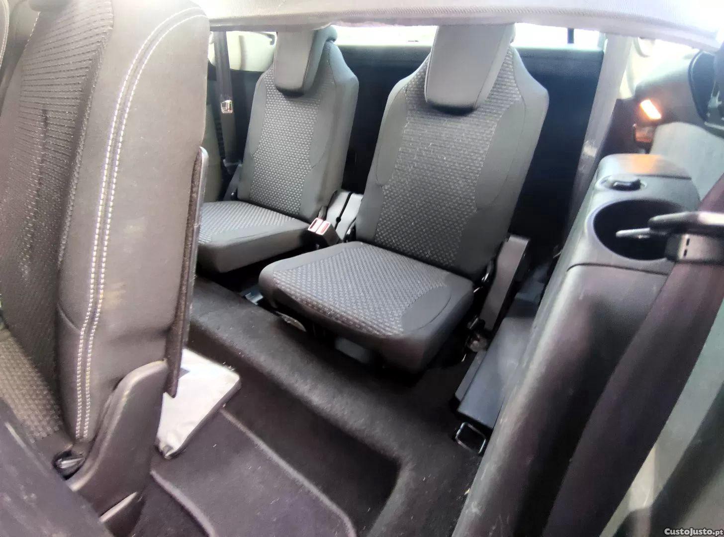 Citroën C4 Grand Picasso 1.6 hdi dynamique — fotografia 7