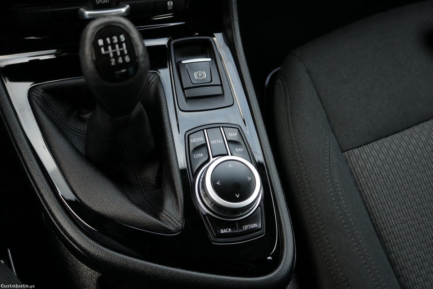 BMW 216 Active Tourer Active Tourer 216 D Advantage 116cv — fotografia 9