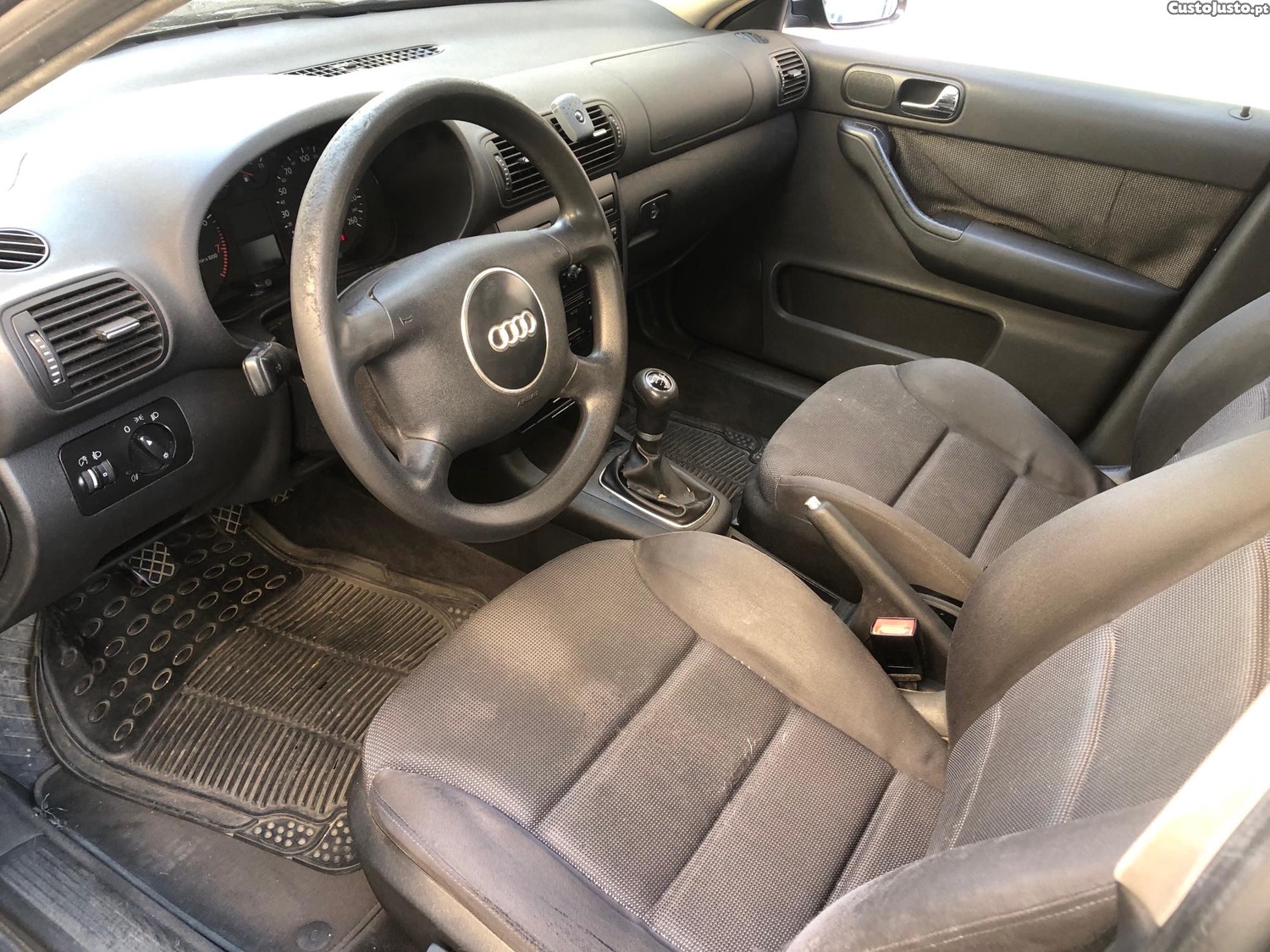 Audi A3 1.6 — fotografia 5