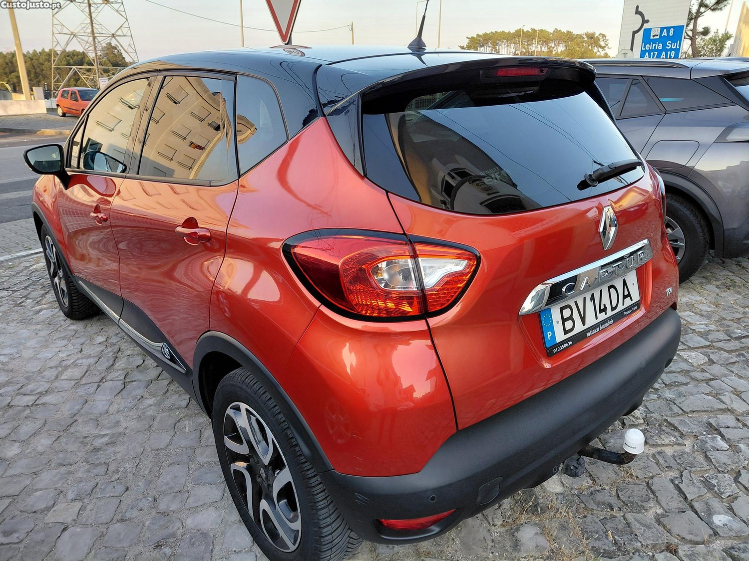 Renault Captur 0.90  90 cv - 16 foto 4