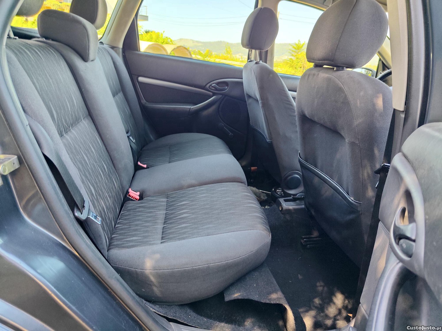 Ford Focus SW 1.8TDDI — fotografia 4