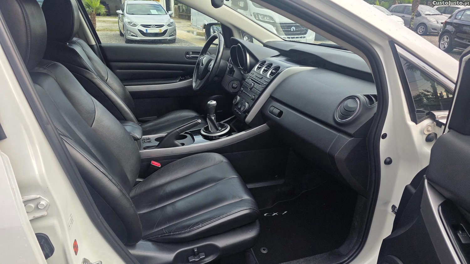 Mazda CX-7 2.2 MZR-CD 4X4 173cv — fotografia 3