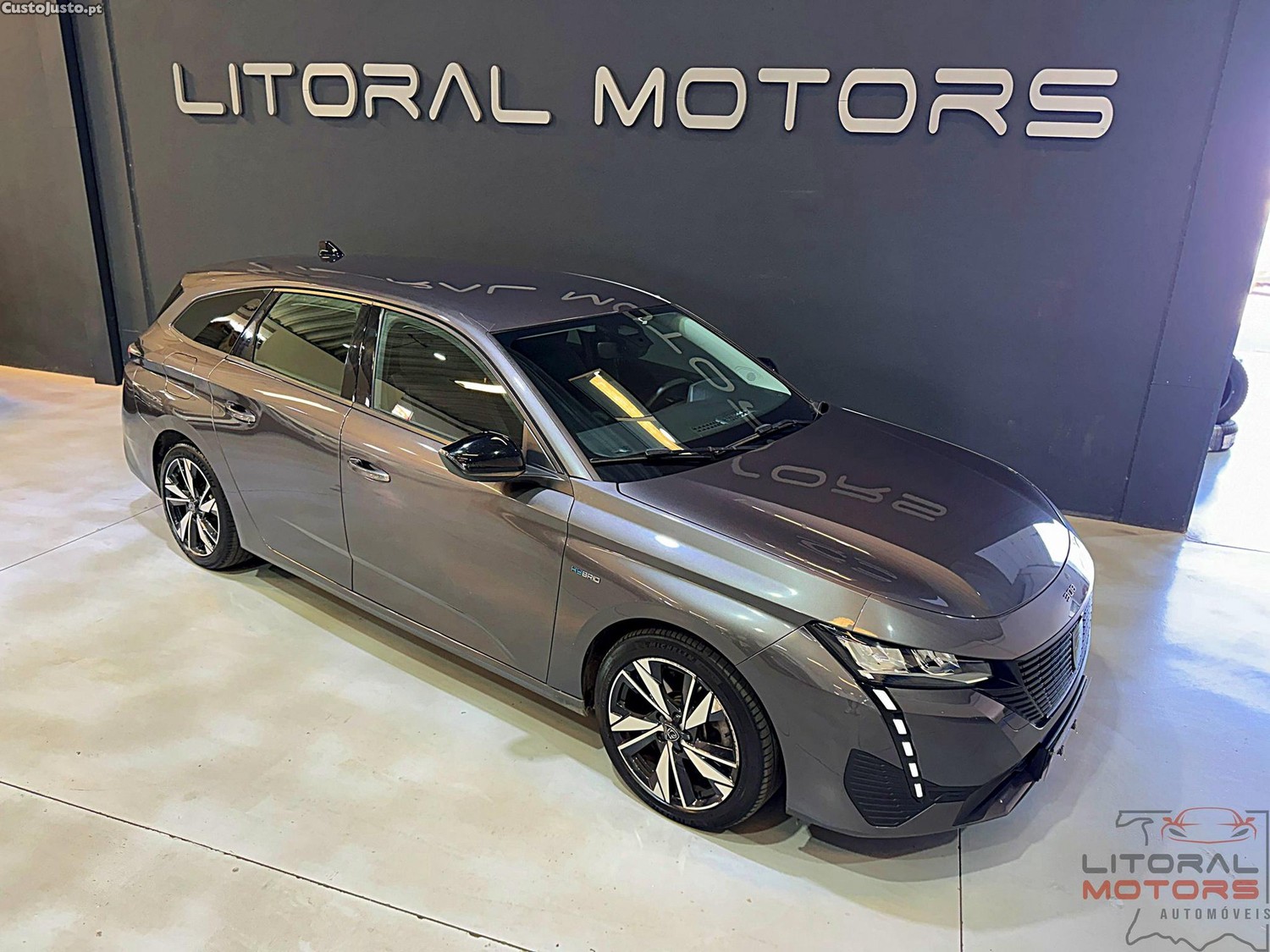 Peugeot 308 SW 1.6 Hybrid Allure e-EAT8 — fotografia 24