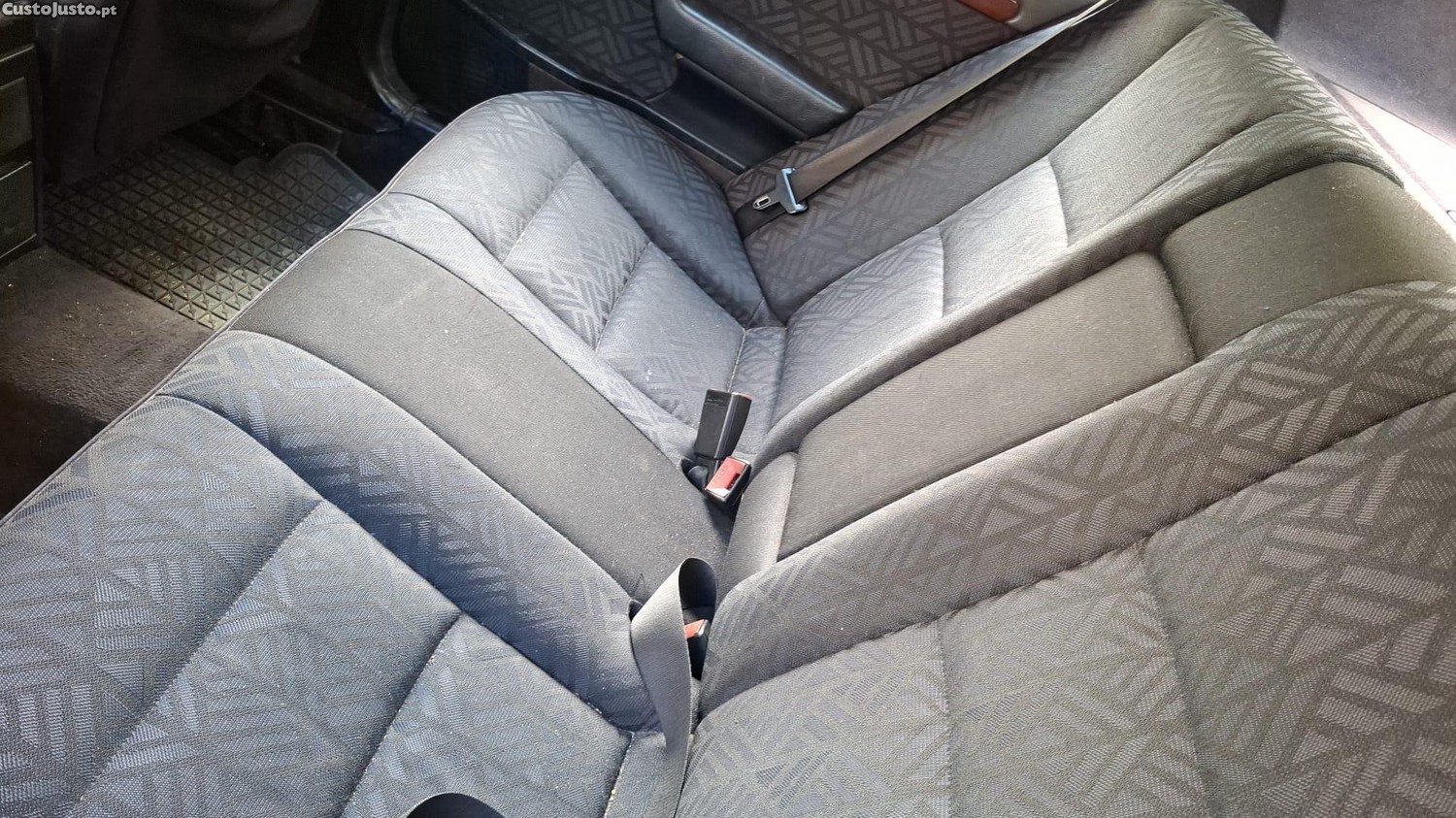 Mercedes-Benz C 200 D (202 120) Elegance — photo 5