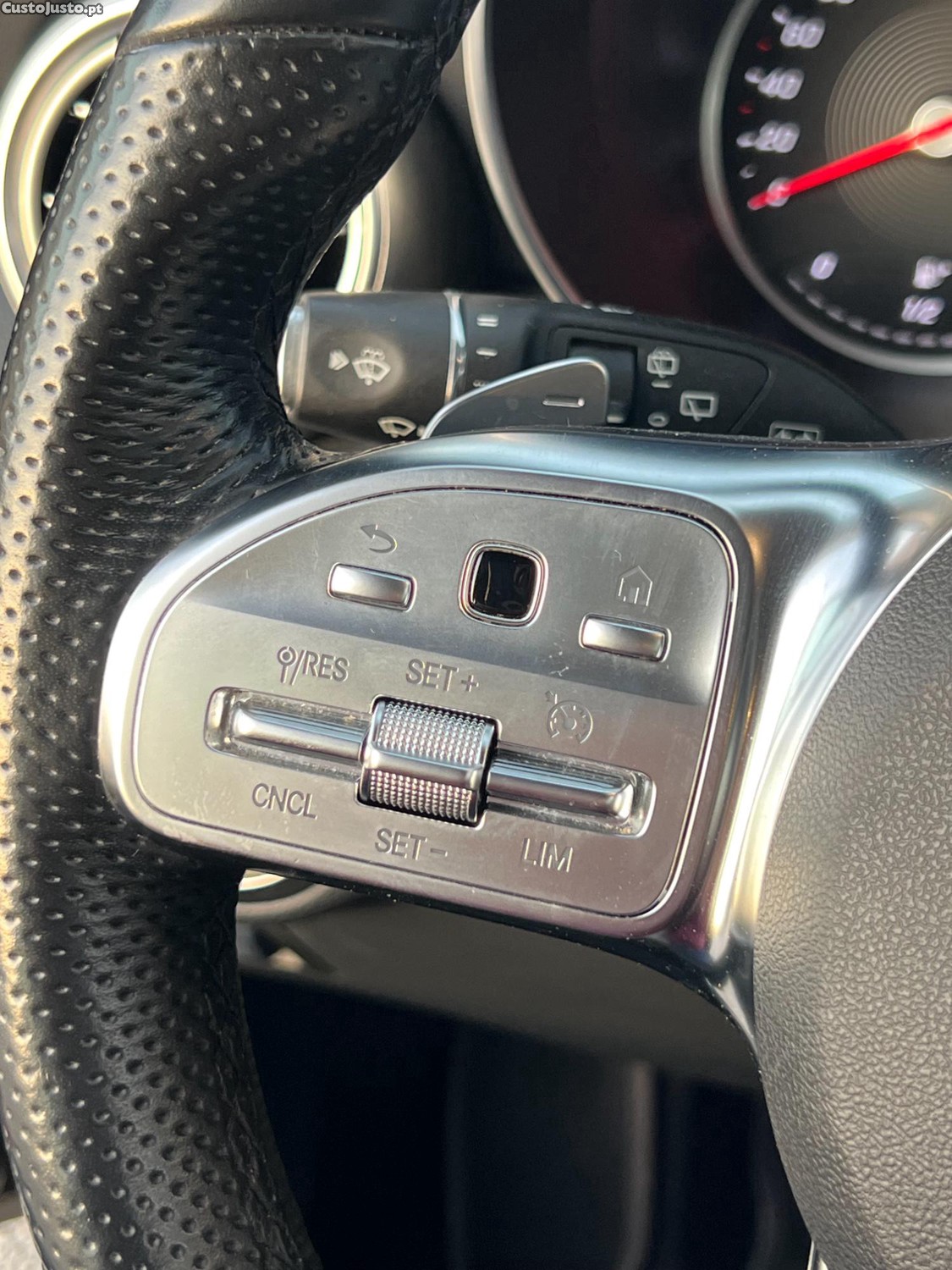 Mercedes-Benz GLC 300 AMG — fotografia 7