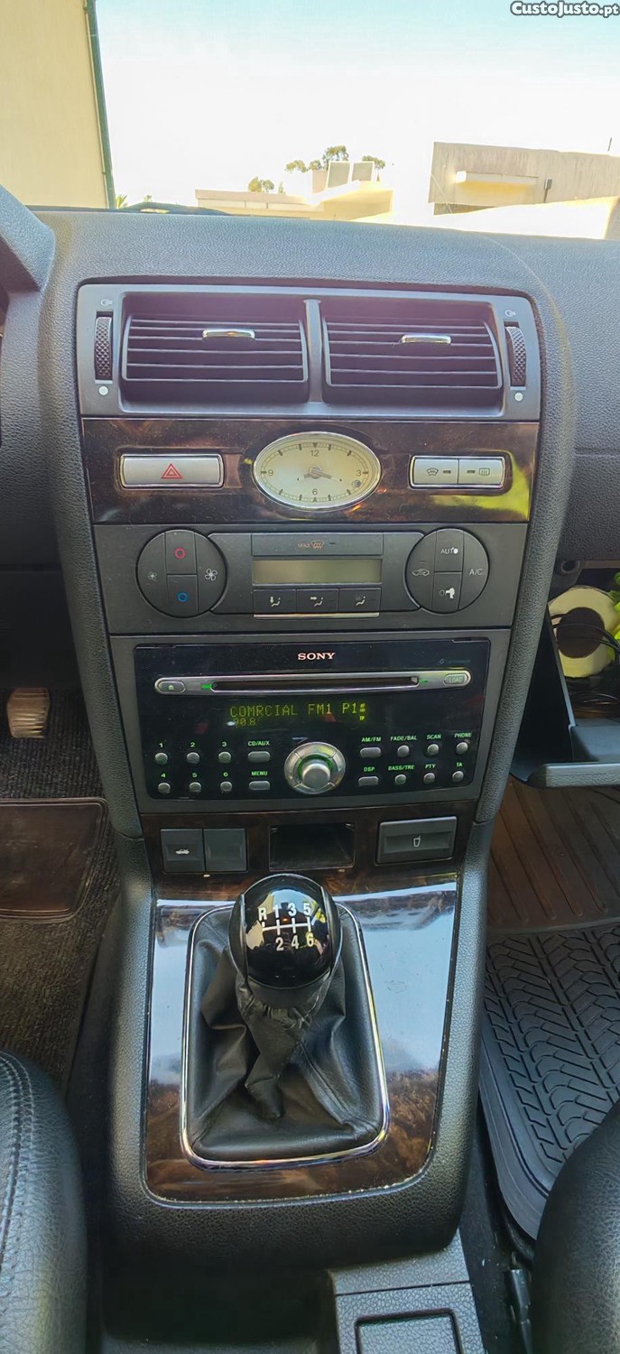 Ford Mondeo 3 — fotografia 3