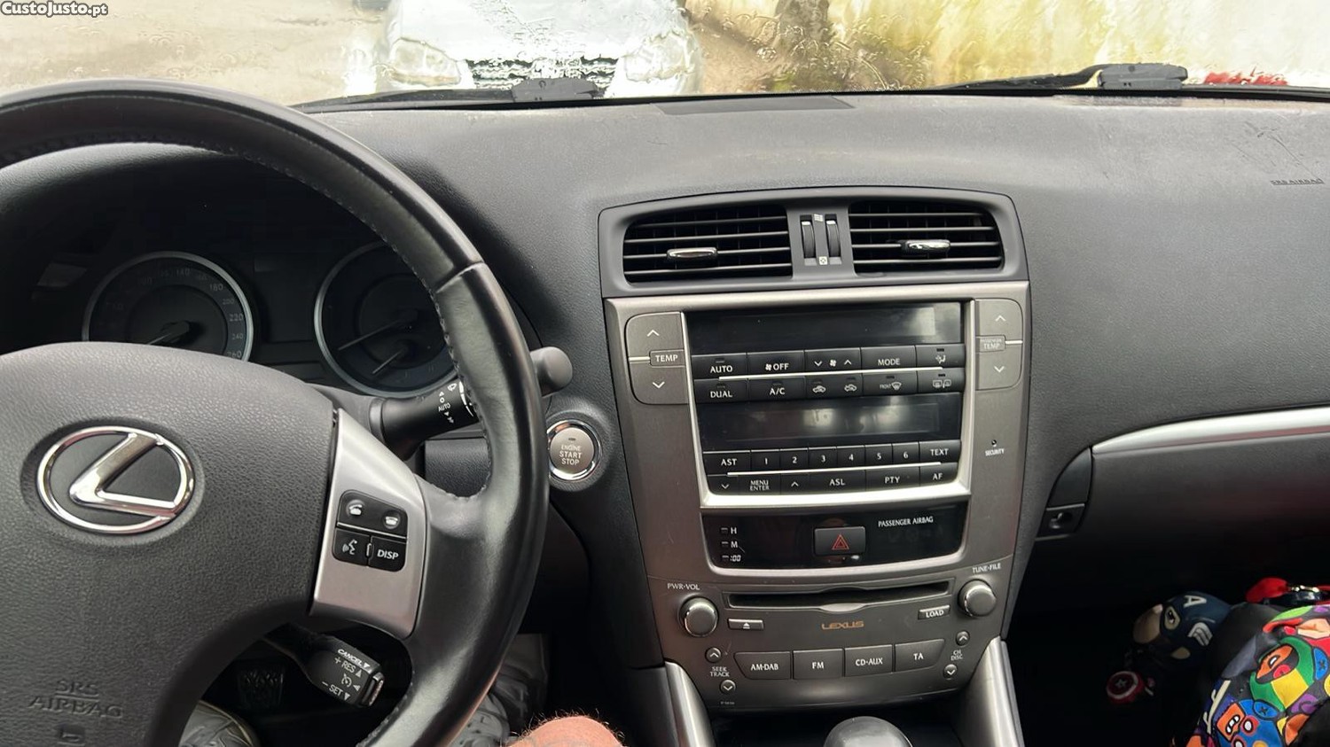Lexus IS 2200cc — fotografia 3