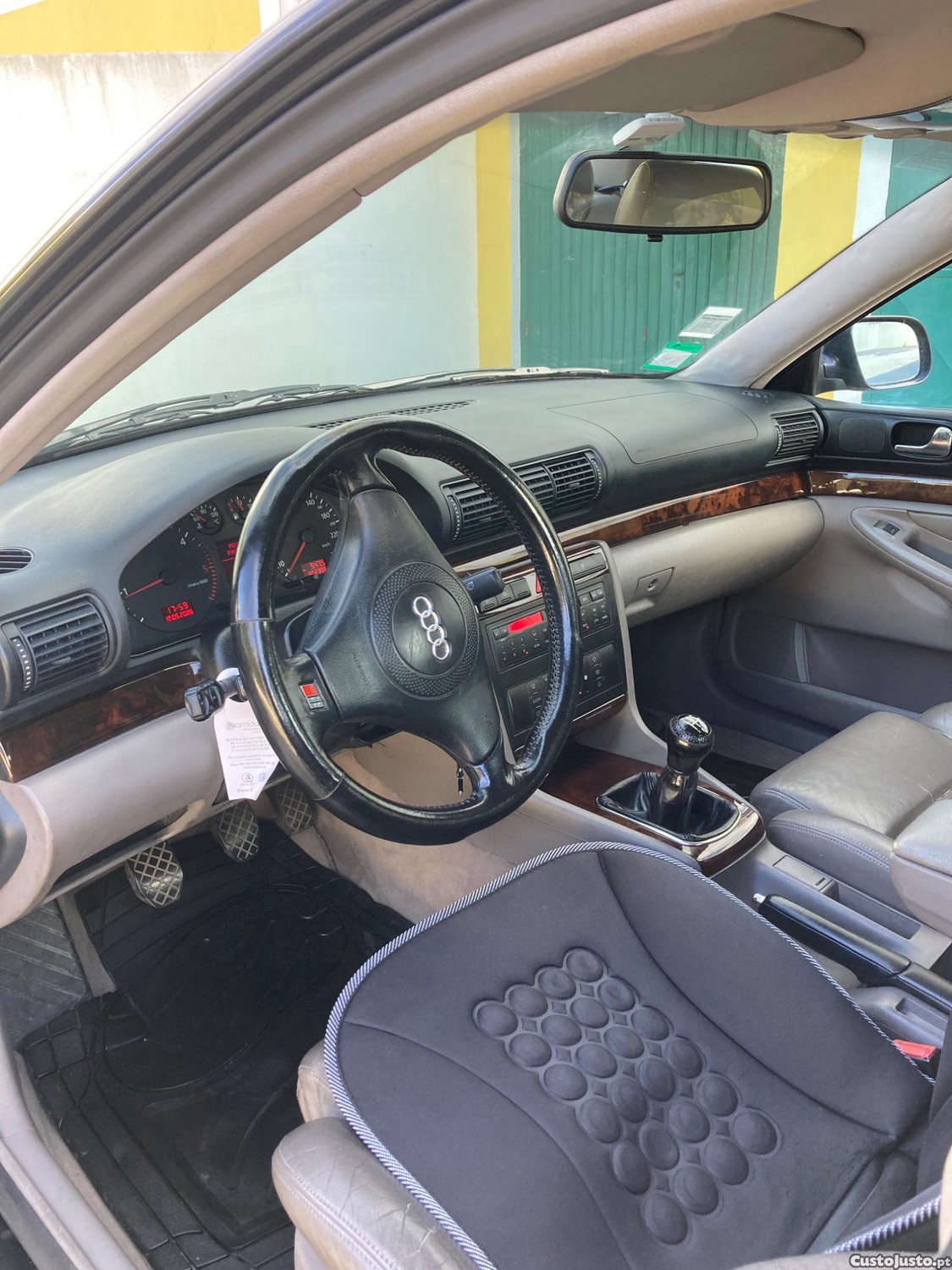Audi A4 1.9 TDI — fotografia 7