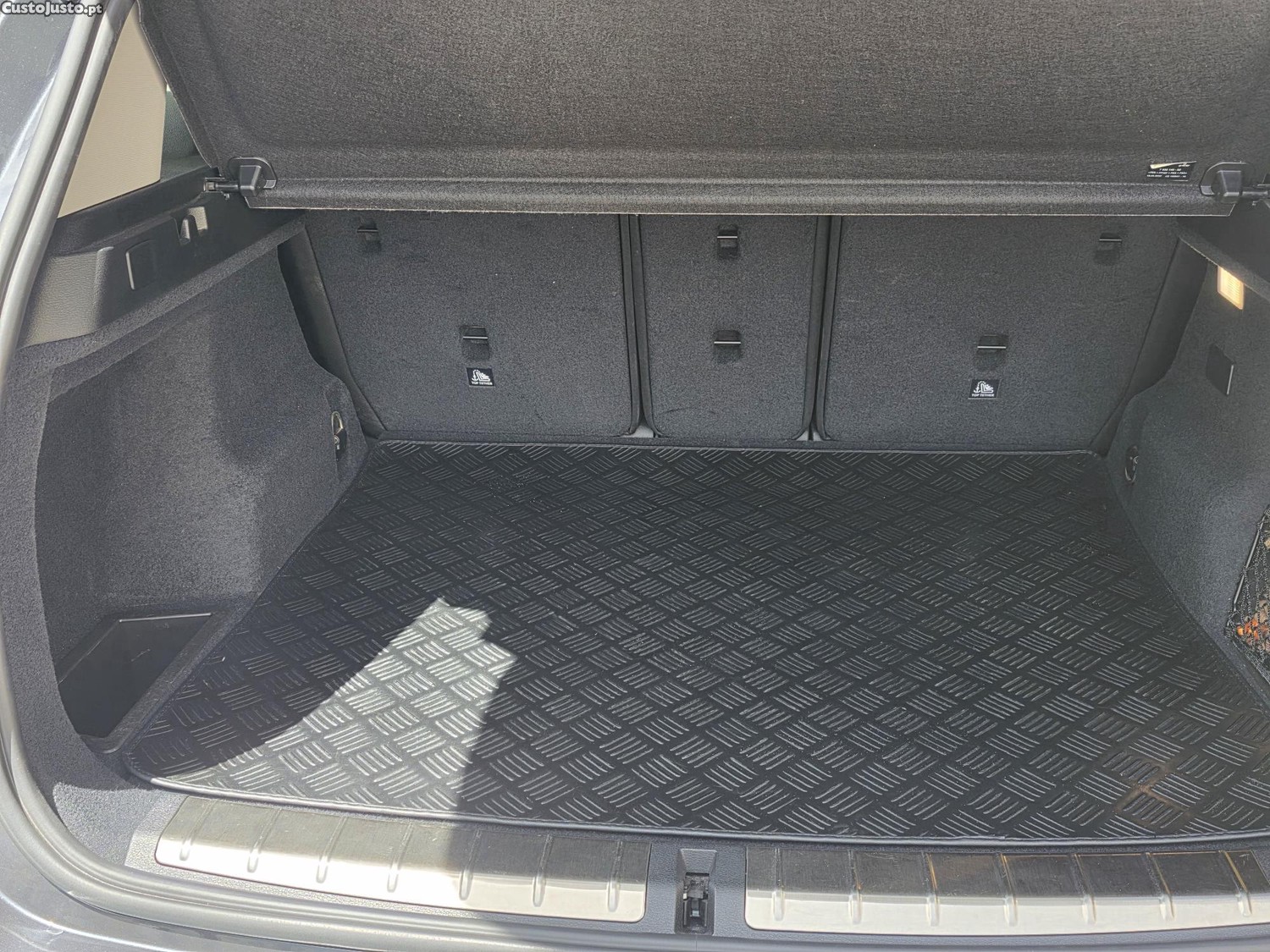 BMW X1 xDrive25e — fotografia 3