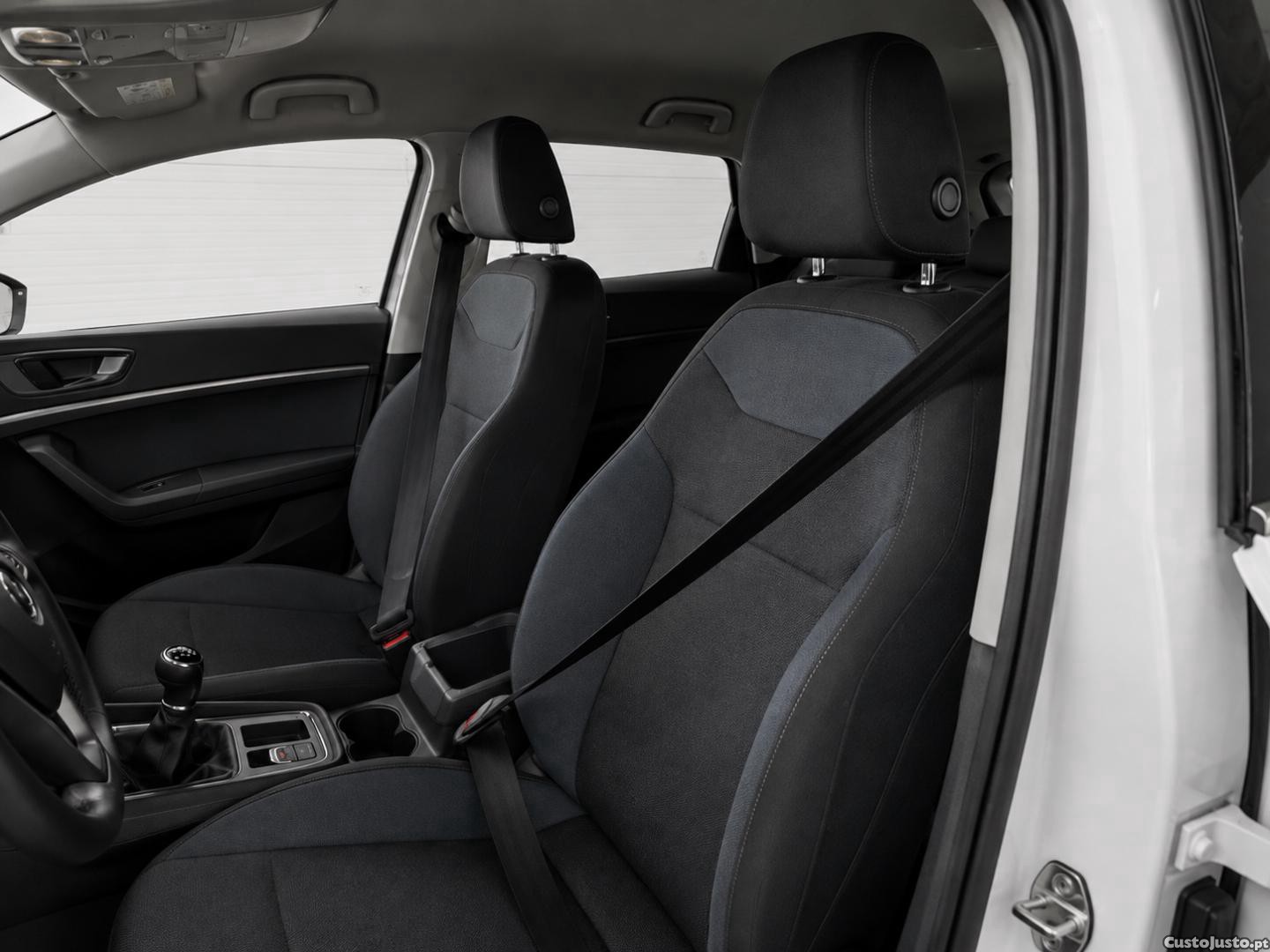 SEAT Ateca 1.6TDI STYLE — fotografia 3