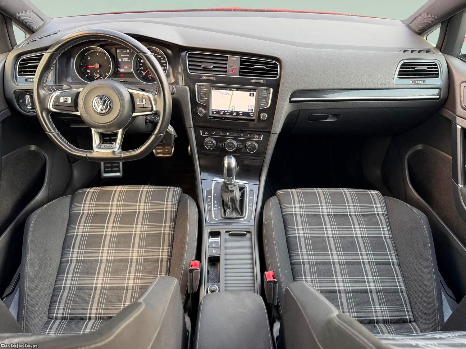 Volkswagen Golf 2.0 TDi GTD DSG — fotografia 14