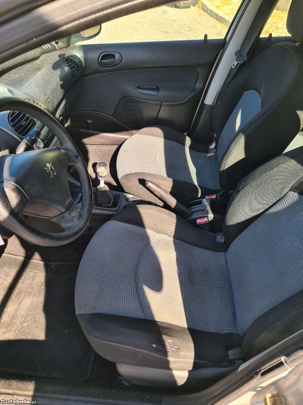 Peugeot 206 1.1 SW — fotografia 3