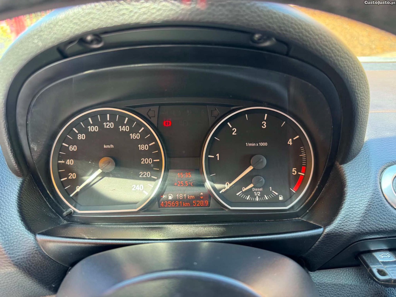 BMW 116 d — fotografia 4