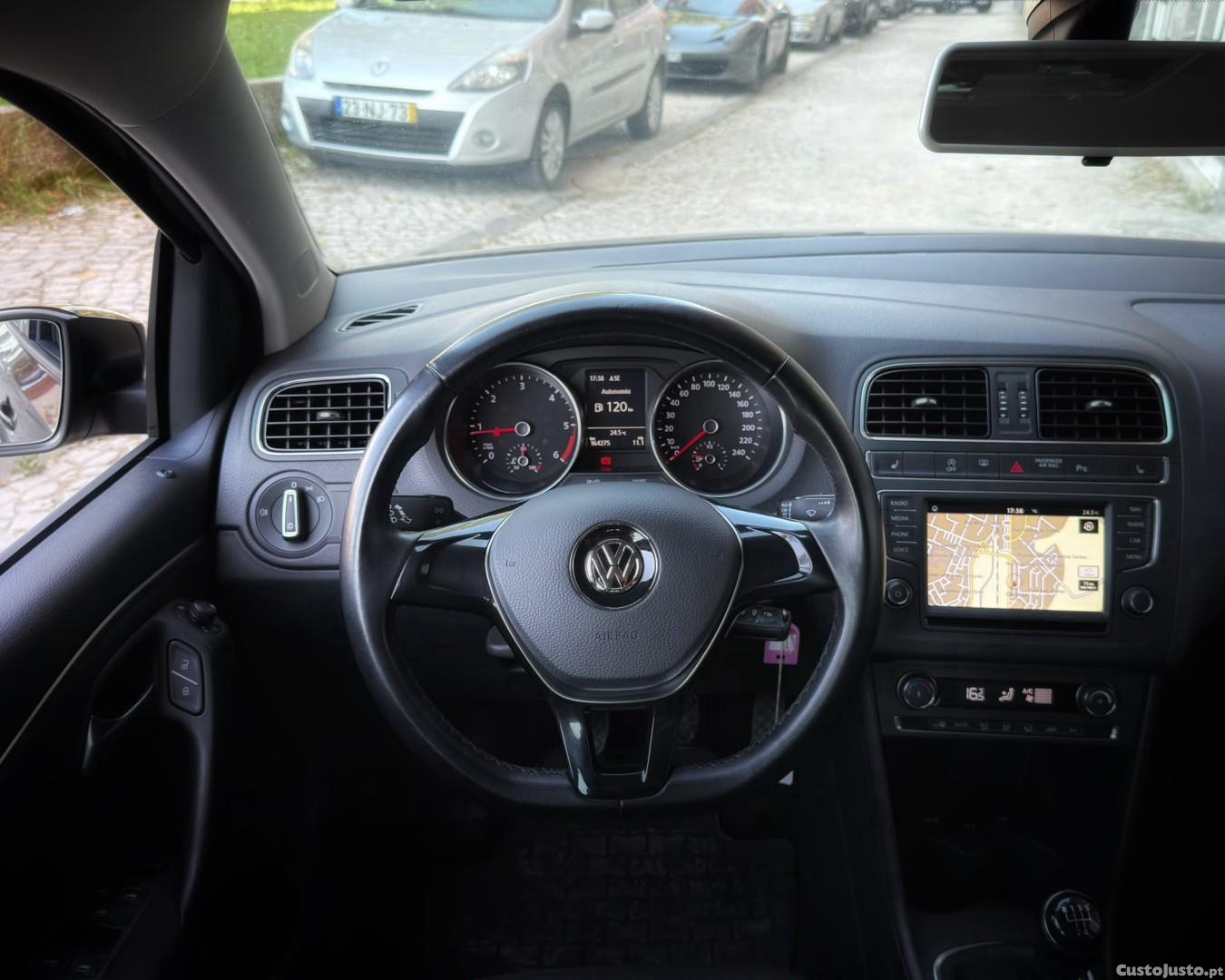Volkswagen Polo 1.4 TDI Lounge — fotografia 7