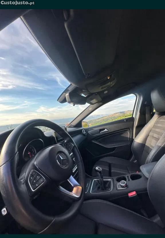 Mercedes-Benz A 180 180 D — fotografia 3