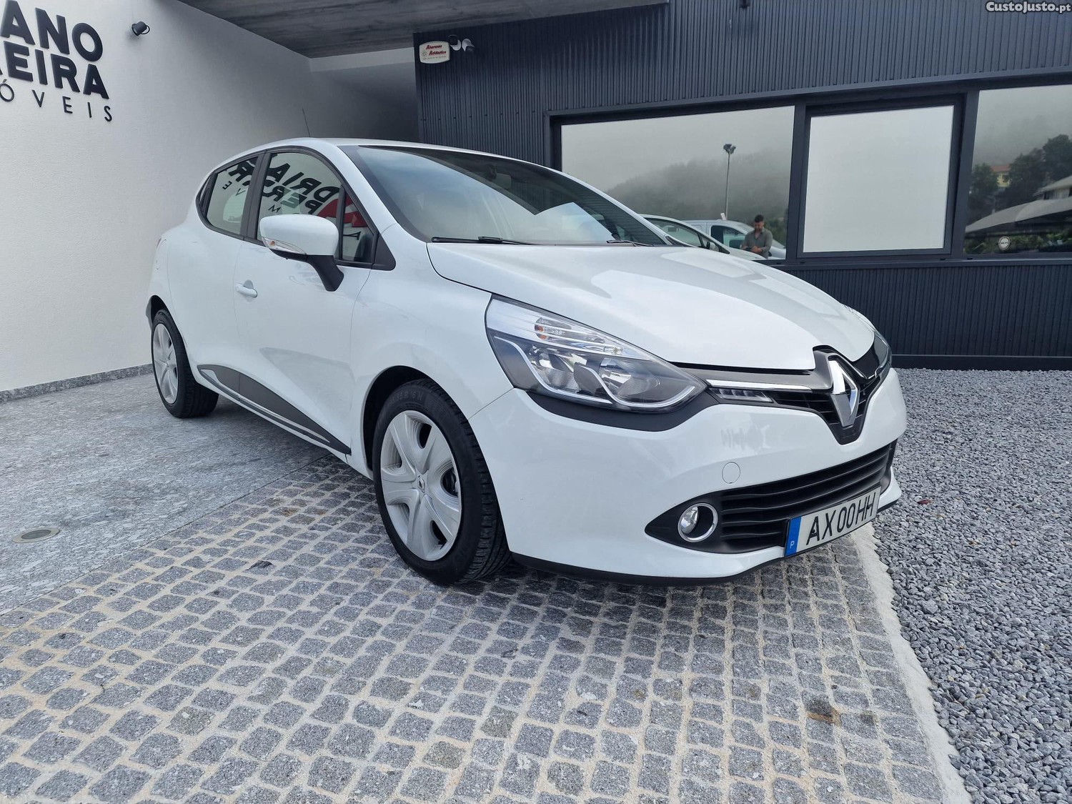 Renault Clio 1.5 dCi Confort - 14 foto 4