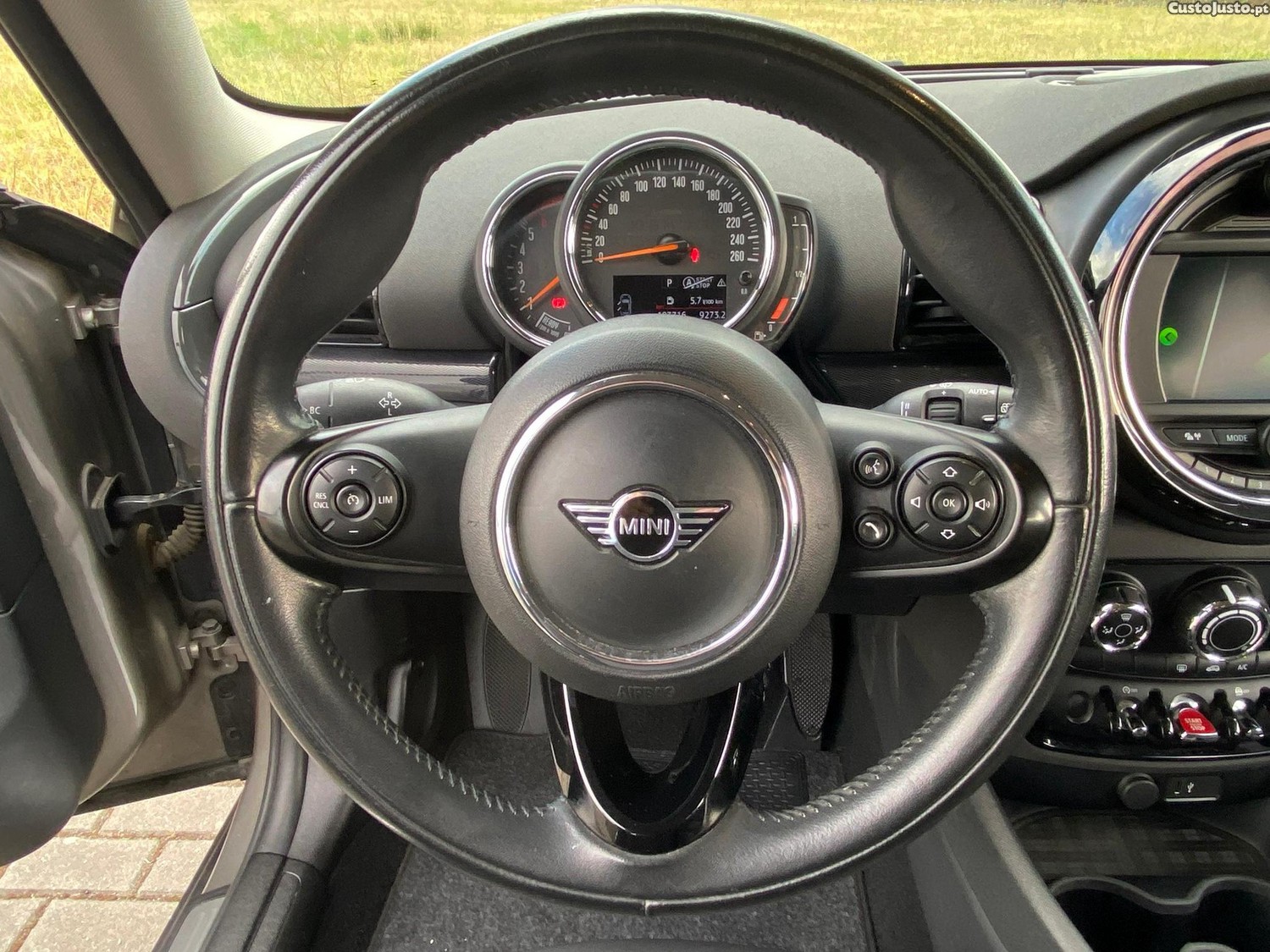 MINI Clubman Cooper D Auto — fotografia 5