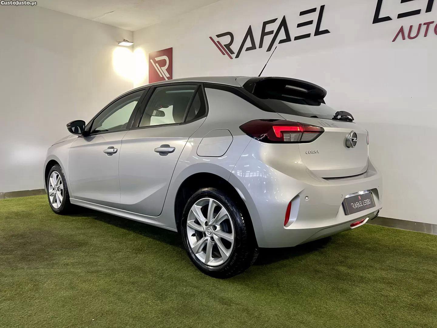 Opel Corsa 1.2 t edition — fotografia 23