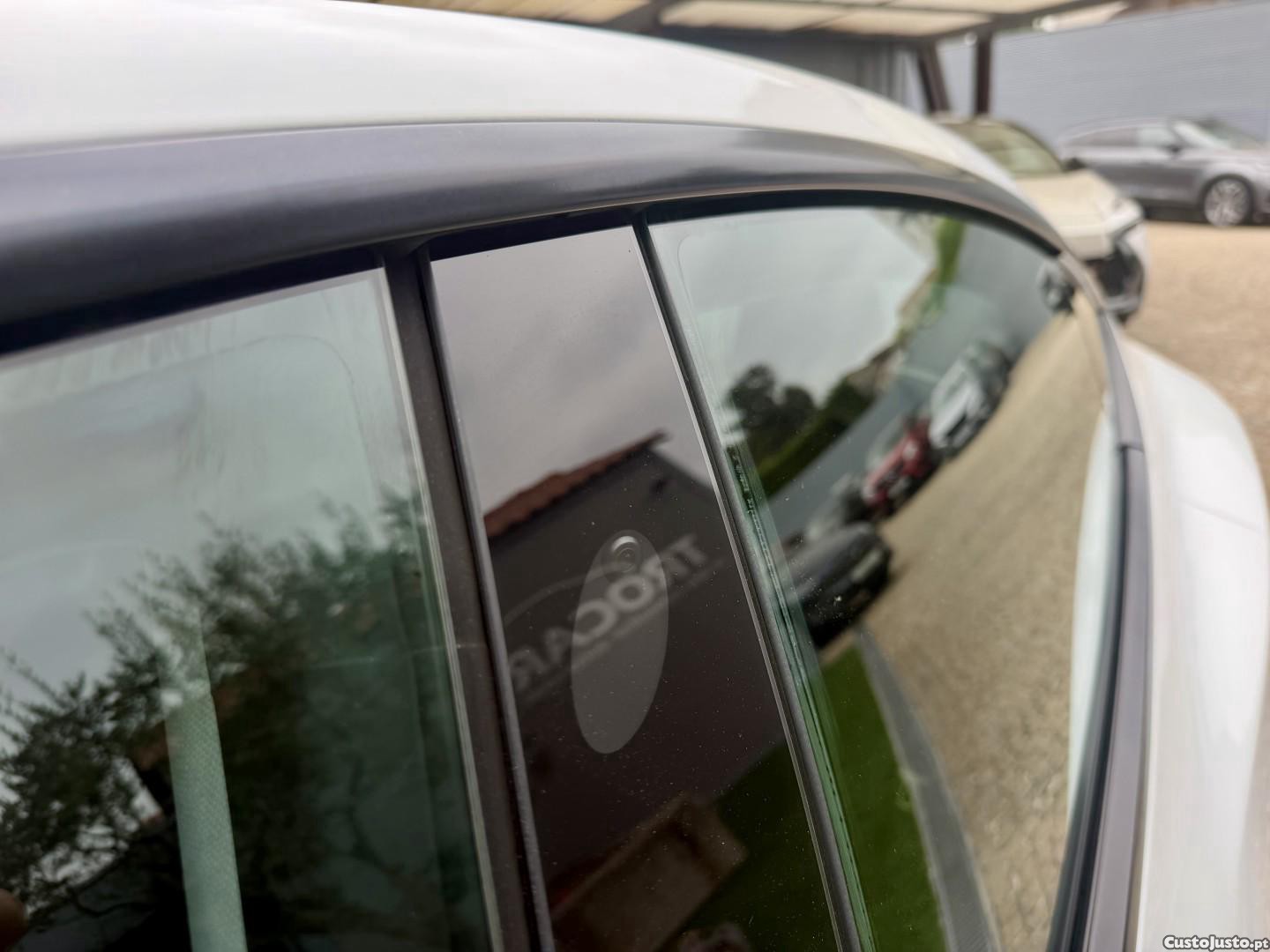 Tesla Model 3 Standard Range Plus RWD — fotografia 18