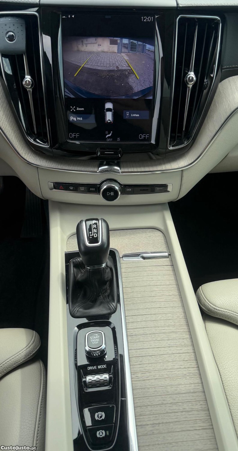 Volvo XC 60 2.0 D4 Inscription Geartronic 190cv — fotografia 7