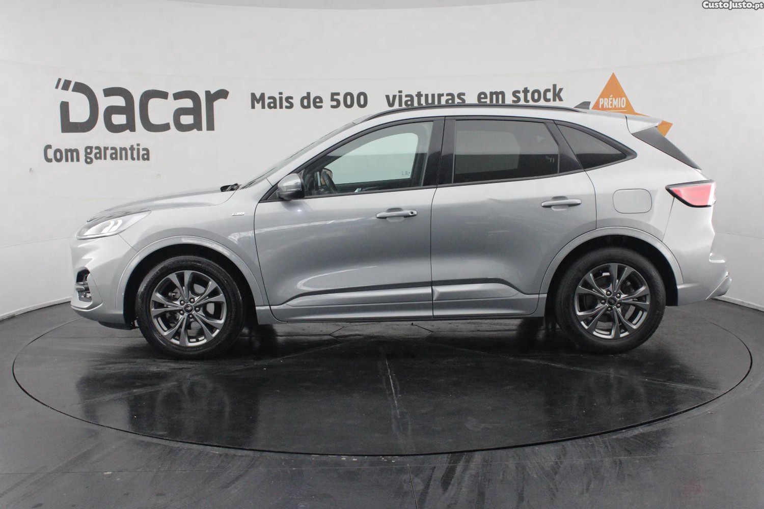 Ford Kuga 1.5 TDCI ECOBLUE AUTO - 22 foto 4