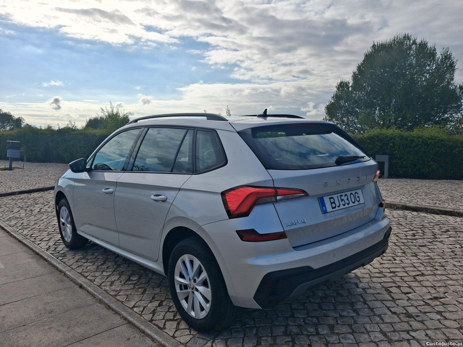 Skoda Kamiq 1.0 TSI Style — fotografia 22