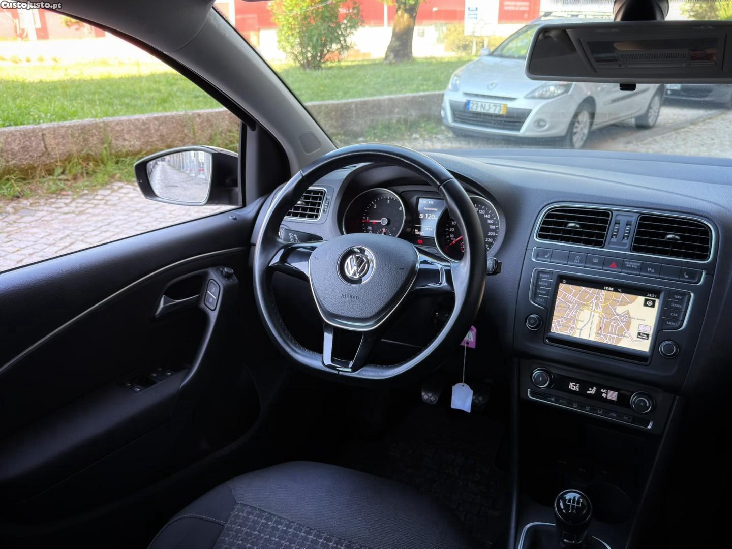 Volkswagen Polo 1.4 TDI Lounge — fotografia 9